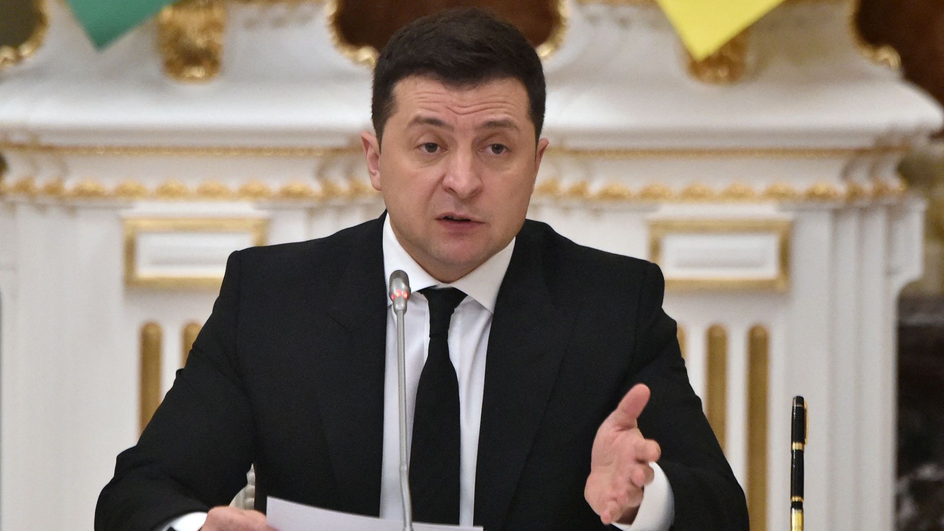 Conflit en Ukraine : les "incursions mineures" n'existent pas, selon le président Zelensky