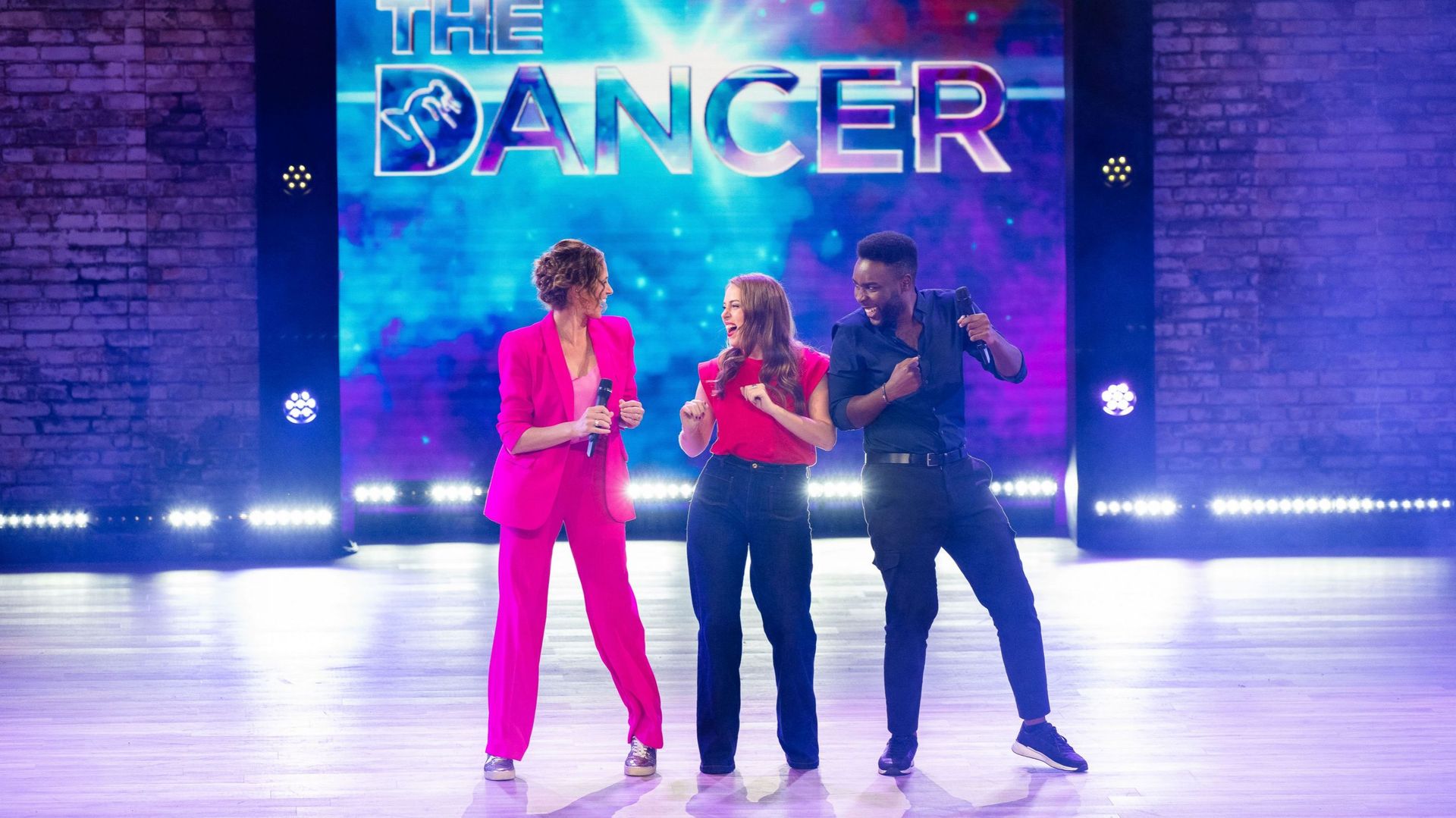 Sara De Paduwa, Héloïse Blanchaert et Ivan dans The Dancer