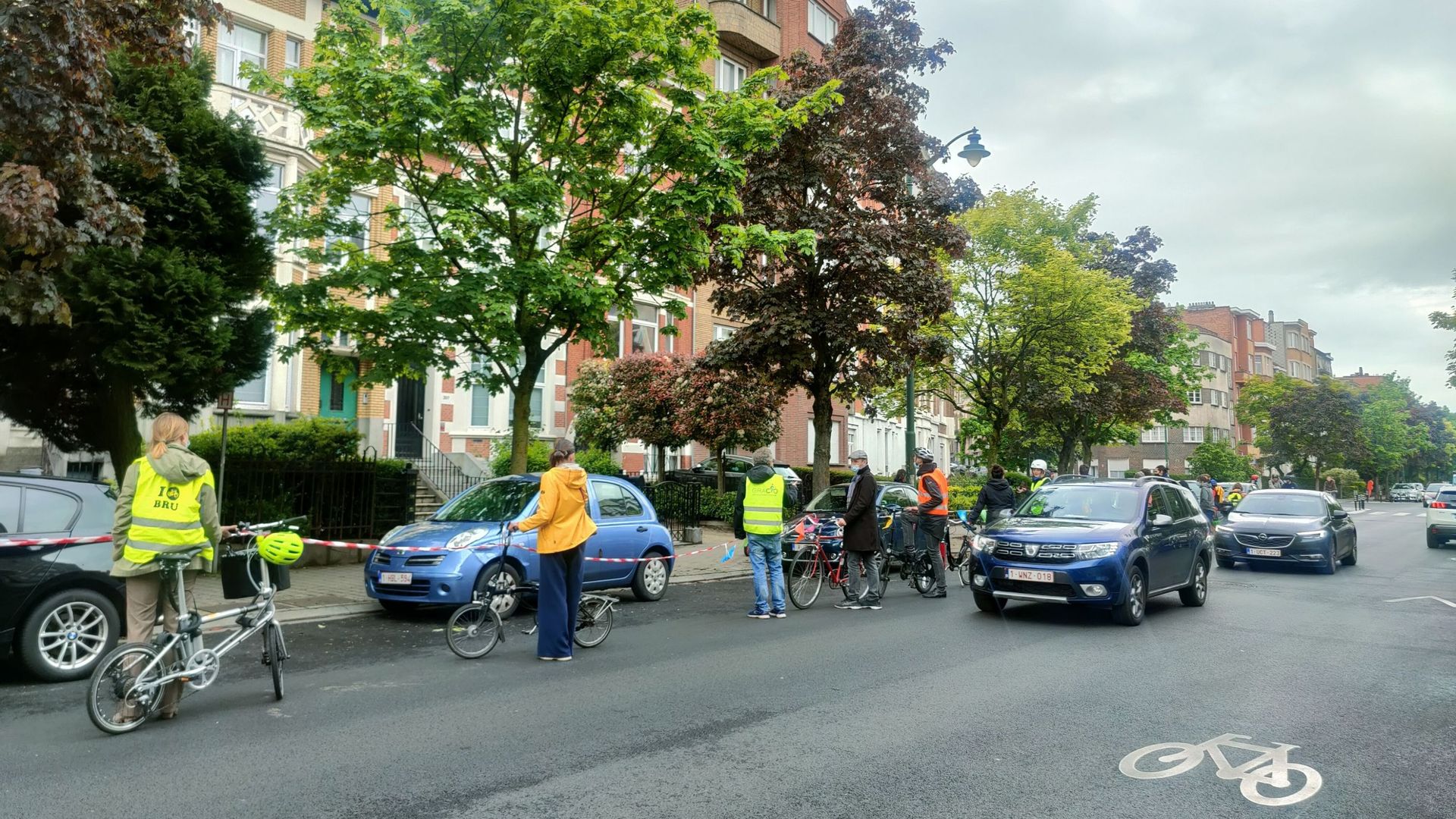 Une chaîne de cyclistes pour des pistes sécurisées boulevard Van Haelen à Forest