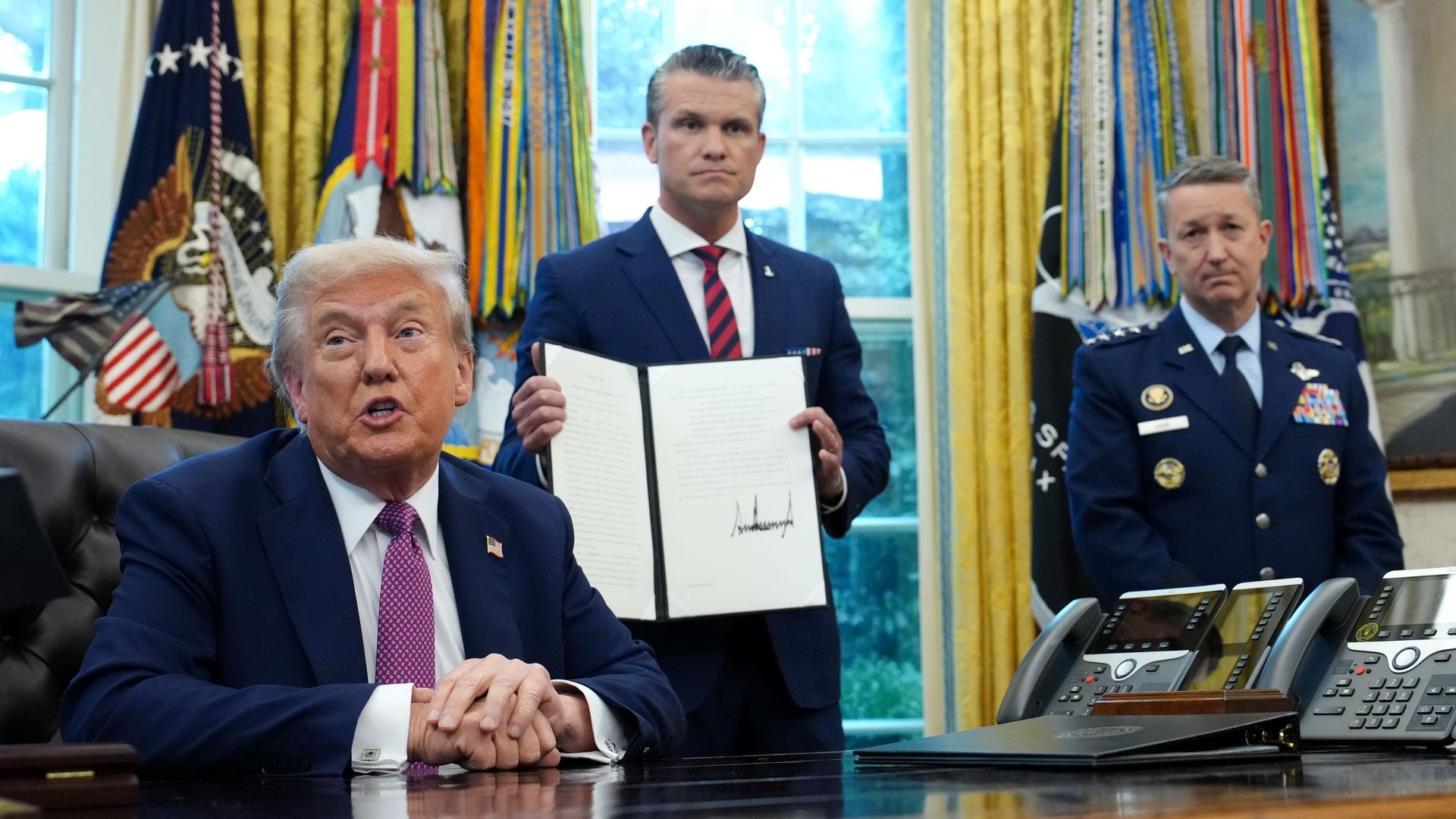 États-Unis : Donald Trump signe un décret pour rebaptiser le ministère de la Défense en "ministère de la Guerre"