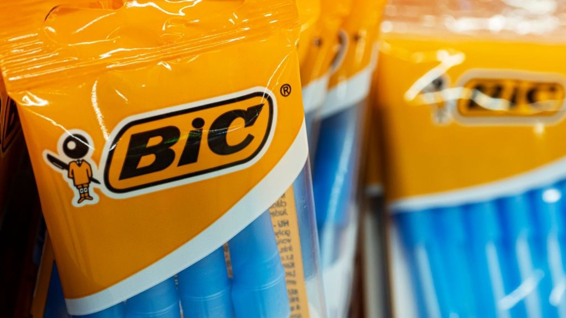 L'Éco sans Détour : il y a 60 ans, la rentrée des classes du BIC, le stylo à bille qui a laissé des traces