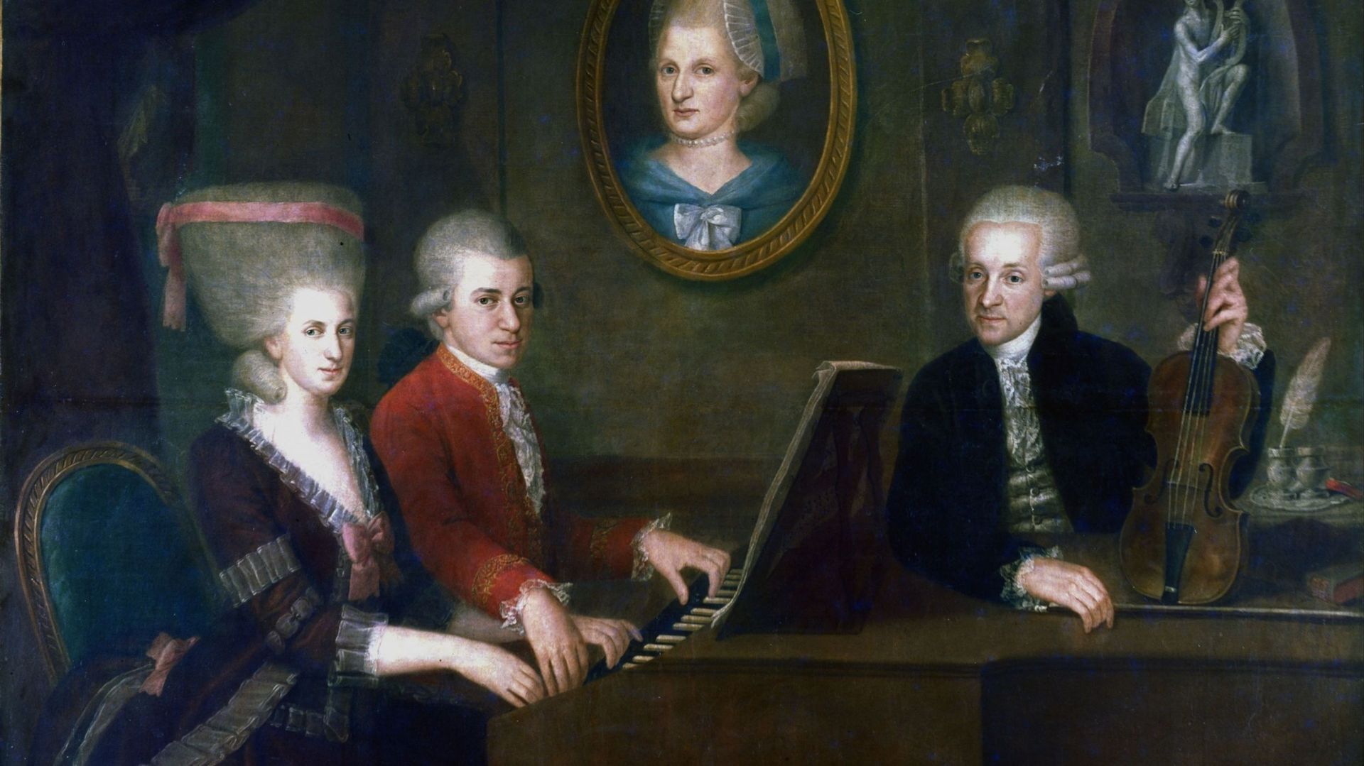 Maria Anna Mozart aux côtés de son frère Wolfgang, sous l’œil de leur père, Léopold Mozart