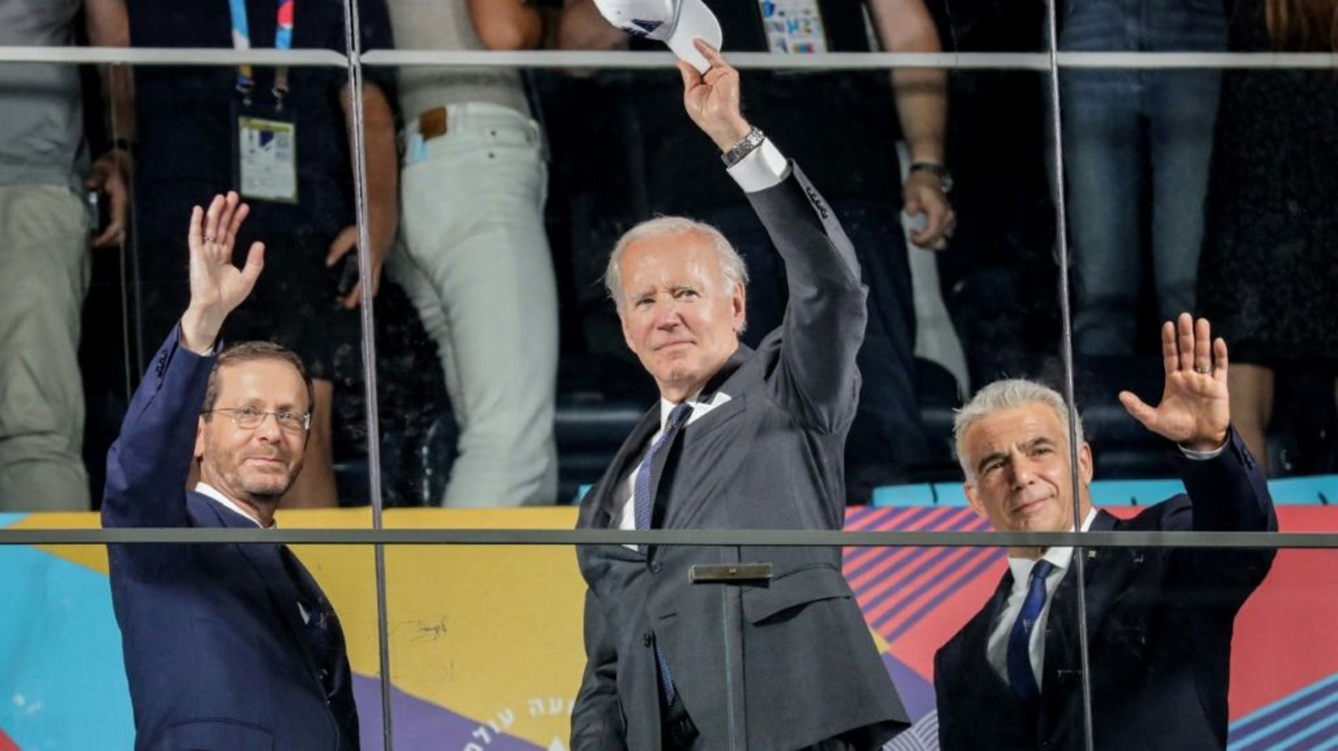 De gauche à droite, le président israélien Isaac Herzog, Joe Biden, et le Premier ministre israélien par intérim Yair Lapid à Jerusalem le 14 juillet 2022