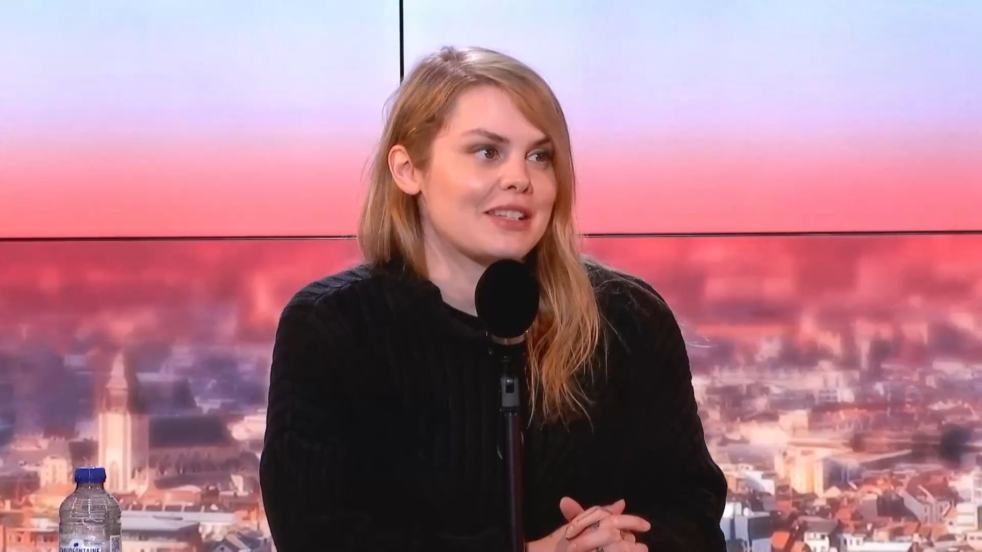 "Je ne savais plus si j’avais encore ma place" : Cœur de Pirate explique pourquoi elle a fait une pause après la sortie de son dernier album