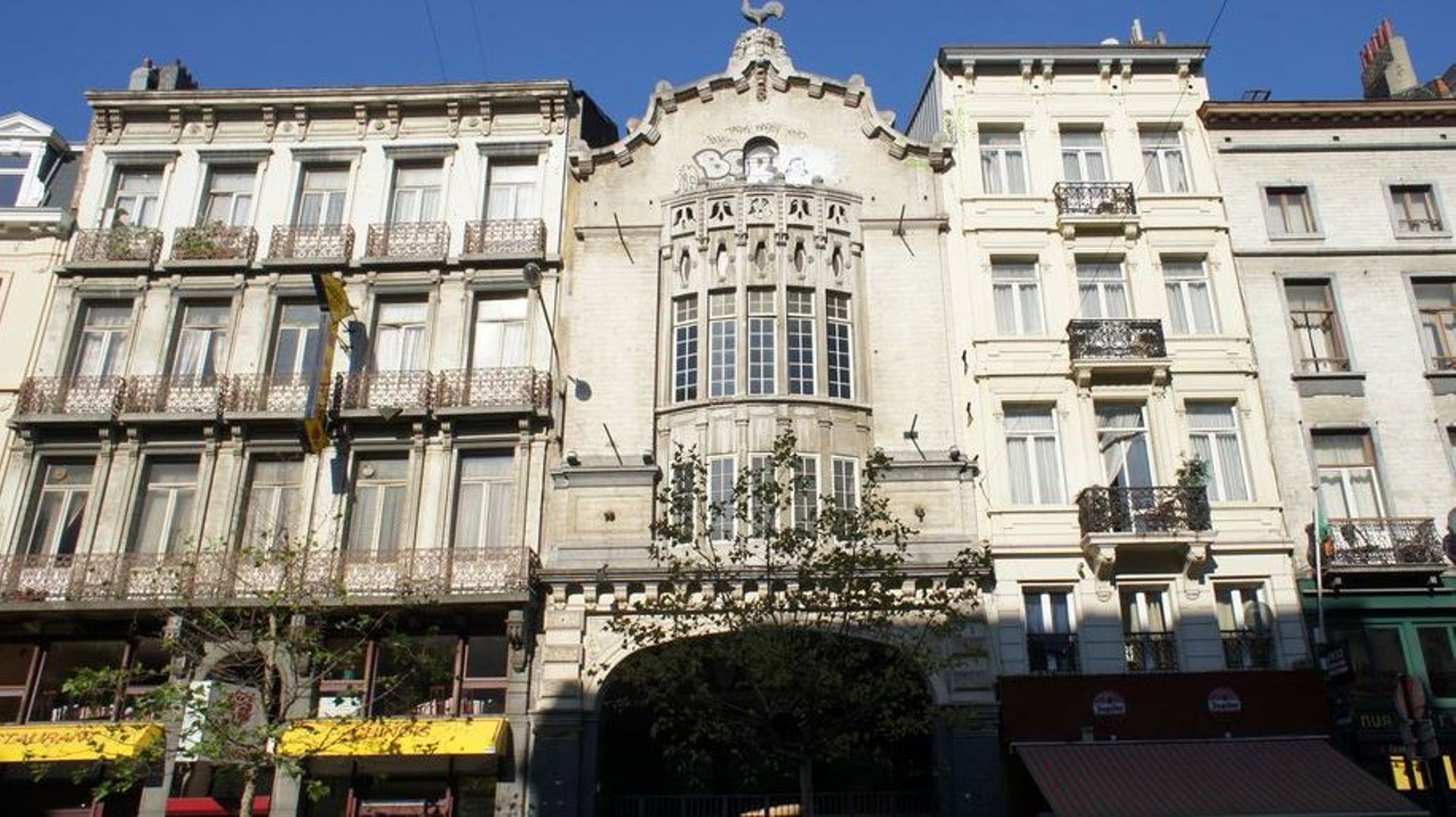 La Pathé Palace est situé sur le boulevard Anspach, au centre de Bruxelles.