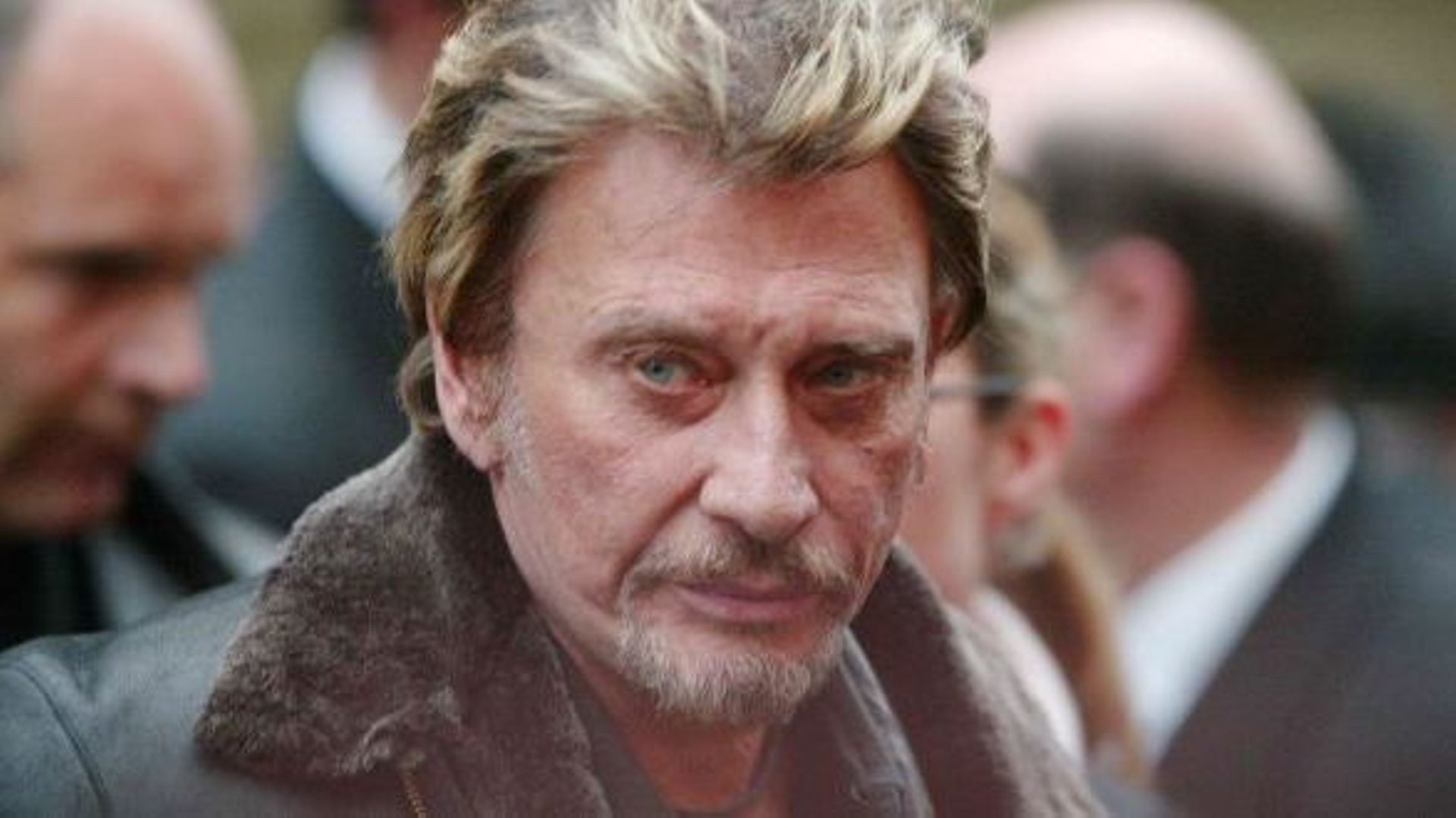 Une fan de Johnny Hallyday au tribunal pour injures sur Facebook RTBF