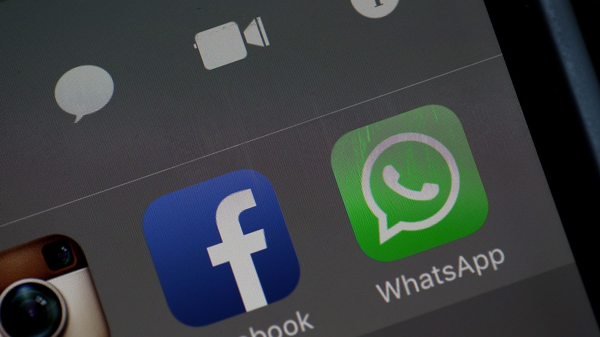"Delete Facebook": le cofondateur de WhatsApp (racheté par Facebook) a fait son choix