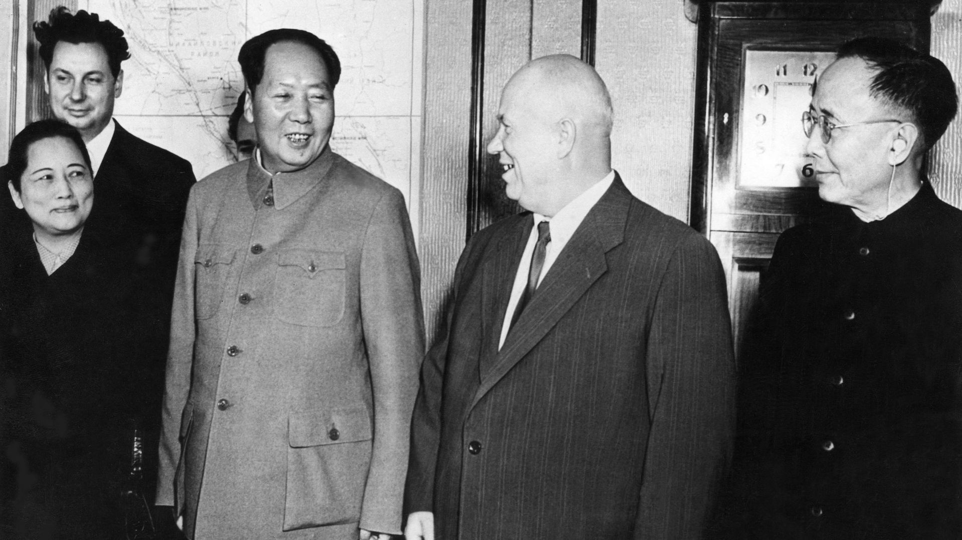Mao Zedong et Khroutchtchev le 12 novembre 1955 à Moscou 