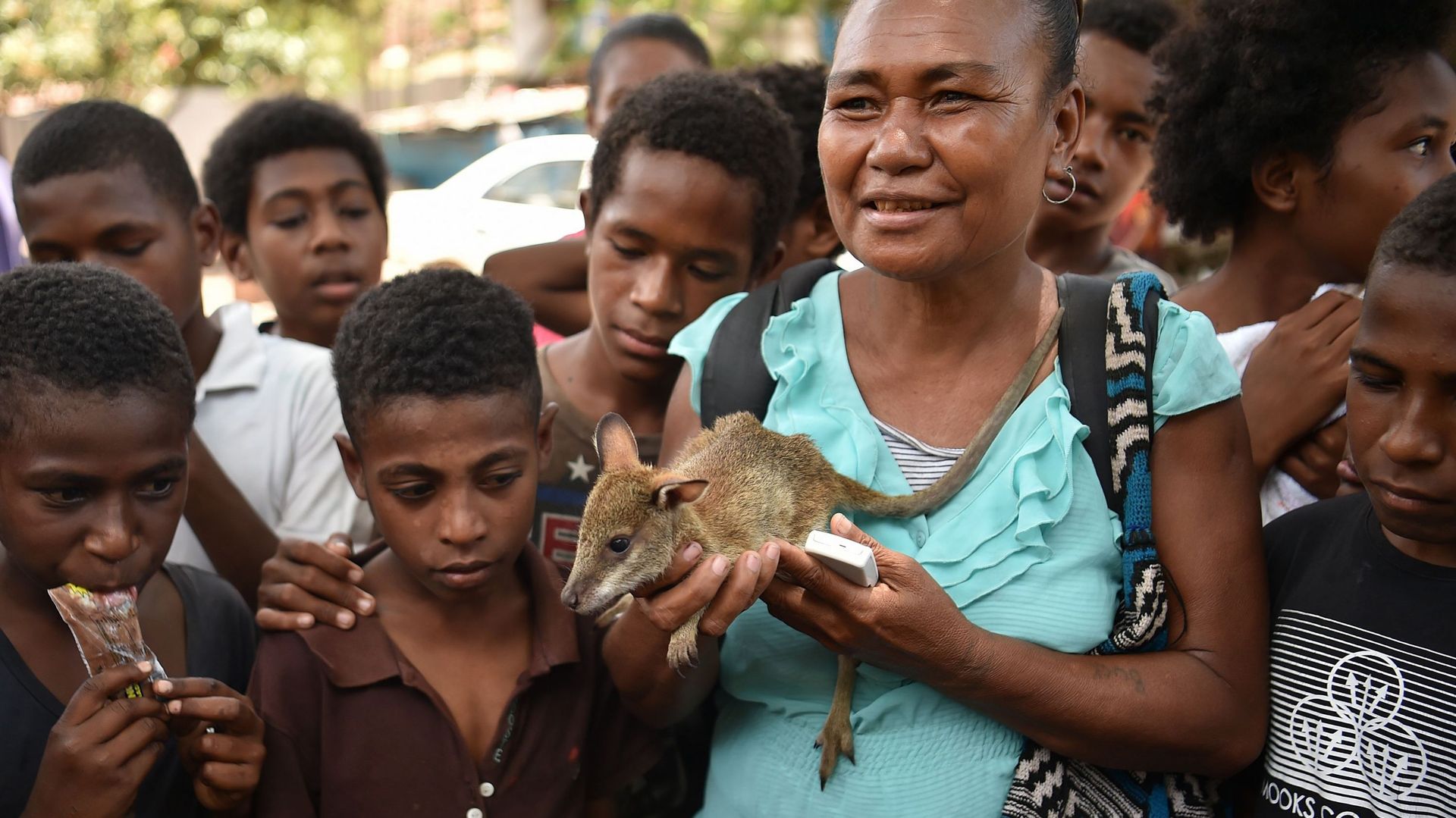 Coronavirus : La Papouasie-Nouvelle-Guinée Procède à Des Enterrements ...