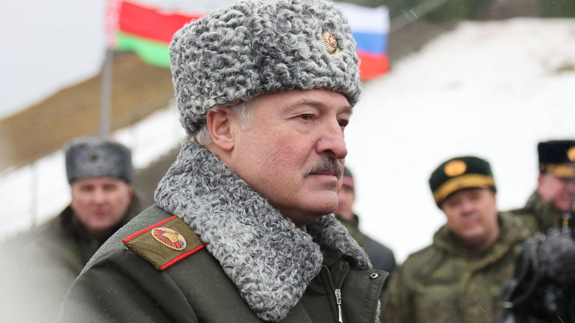 Alexander Loukachenko, le 17 février 2022, assiste à des exercices militaires conjoints de la Biélorussie et de la Russie.