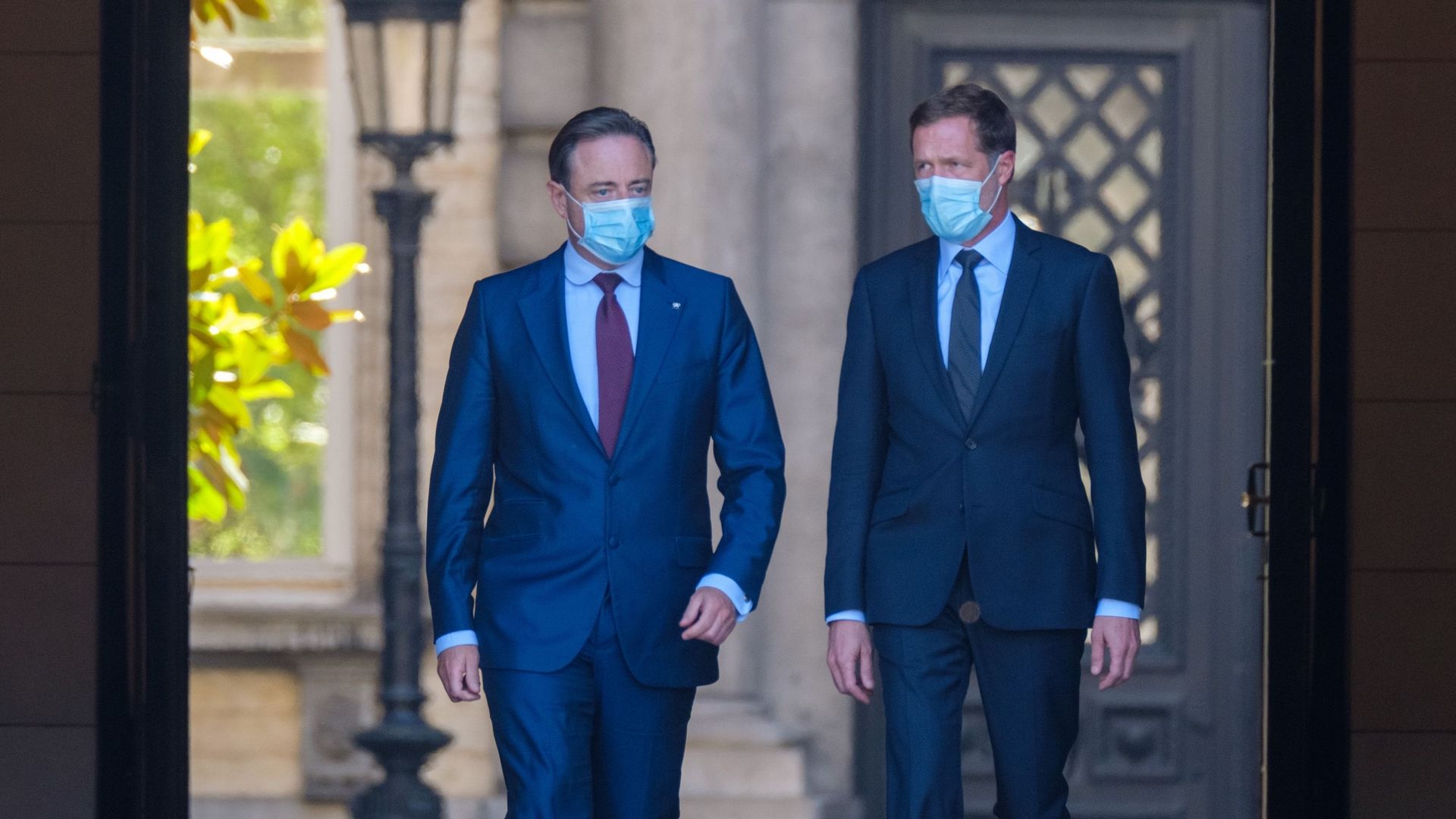 Magnette et De Wever poursuivent leur mission jusqu'au 8 août