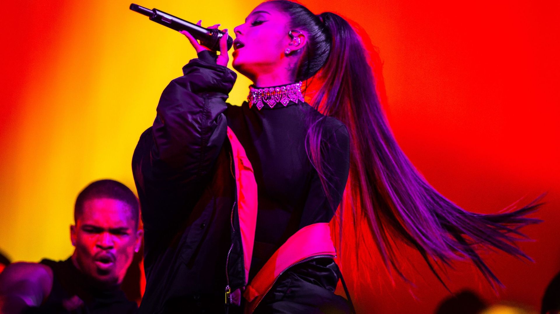 Ariana Grande au Ziggo Dome d’Amsterdam en 2017 lors de son Dangerous Woman Tour.