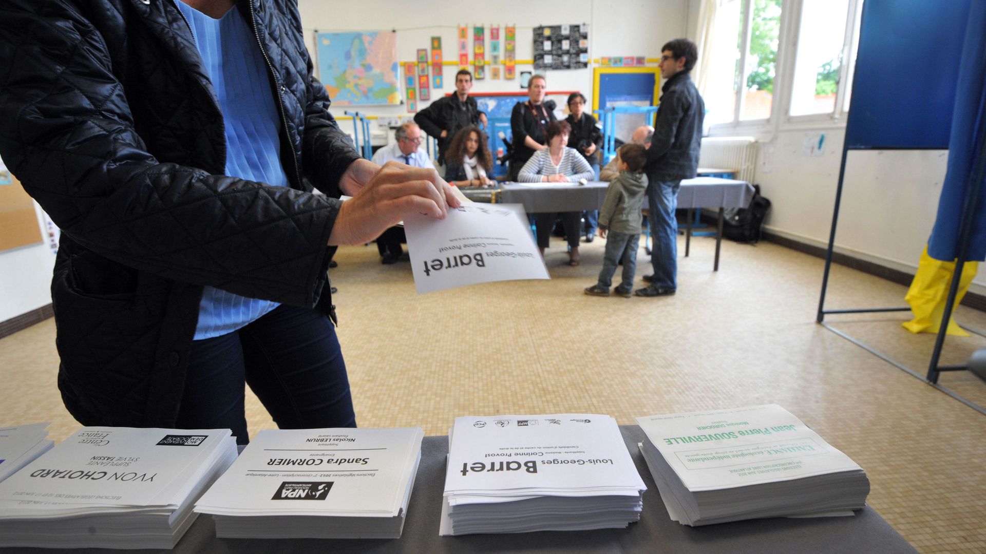 Les Français votent pour le premier tour des législatives ce dimanche