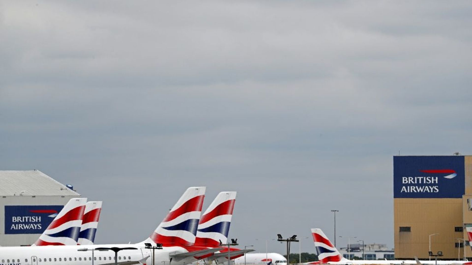 Des avions de la compagnie British Airwzys à l'aéroport de Londres, le 8 juin 2020
