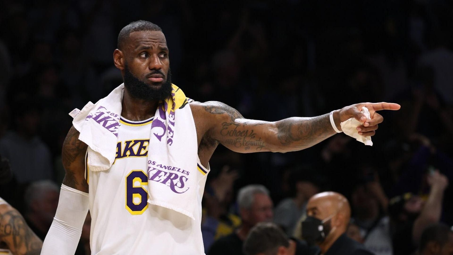 LeBron James disputera les barrages aves les Lakers.