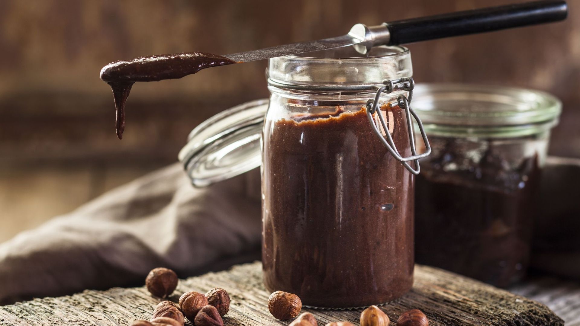 Praliné à tartiner : pot de praliné façon pâte à tartiner