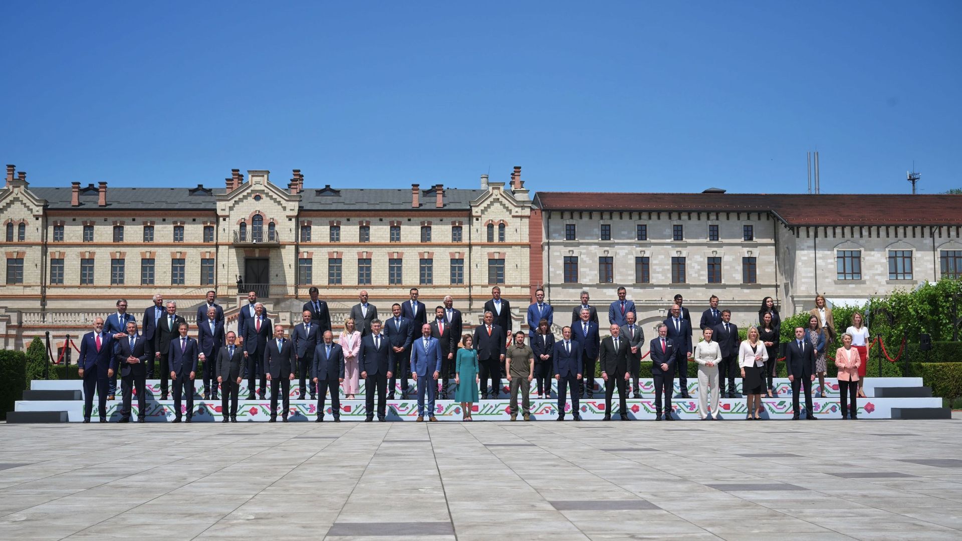 Près d’une cinquantaine de chefs d’État et de gouvernement se sont retrouvés en Moldavie jeudi 1er juin pour la seconde réunion de la Communauté Politique Européenne