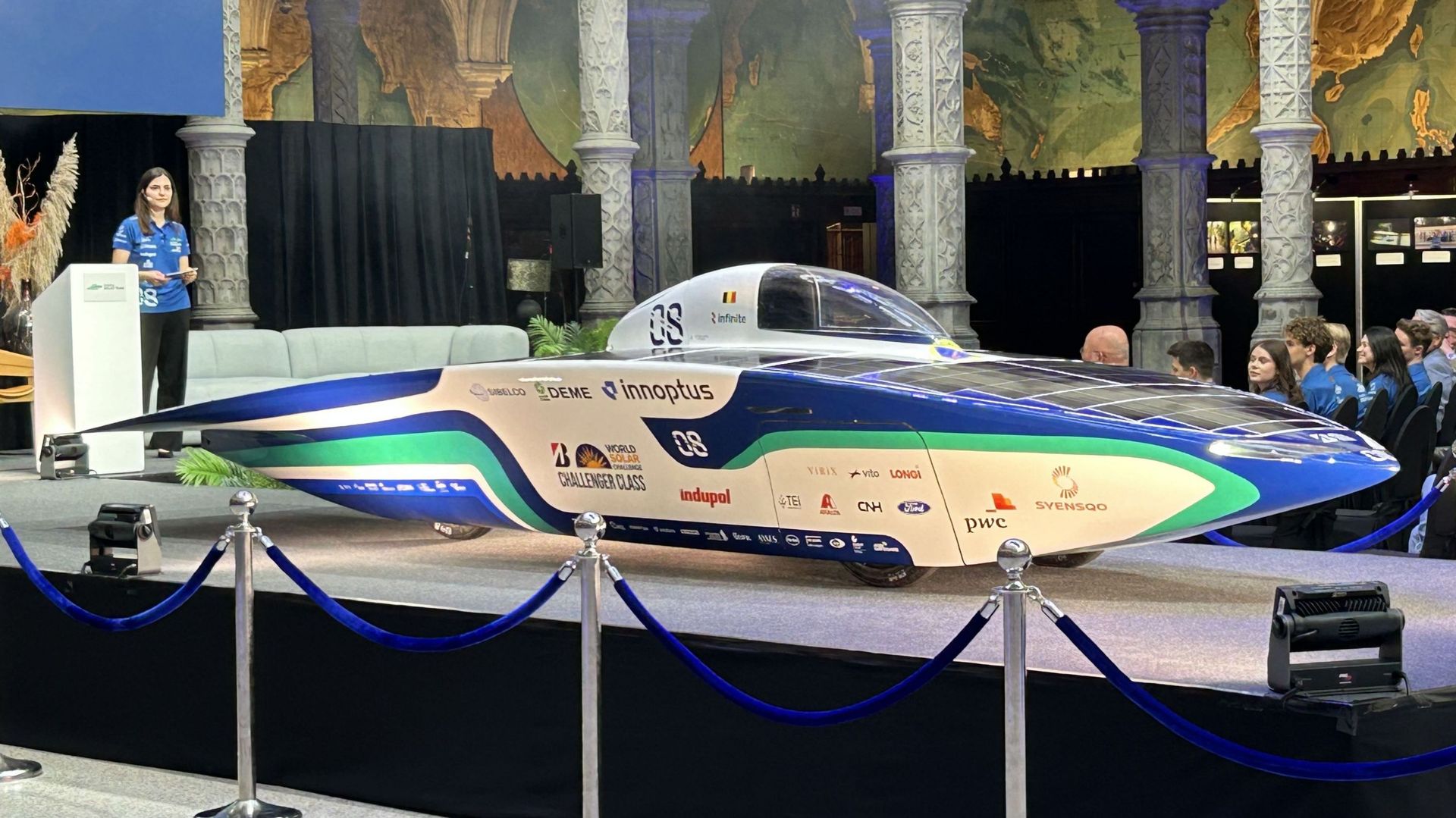 Découvrez la nouvelle voiture solaire belge Infinite Appolo, prête à briller au championnat du monde