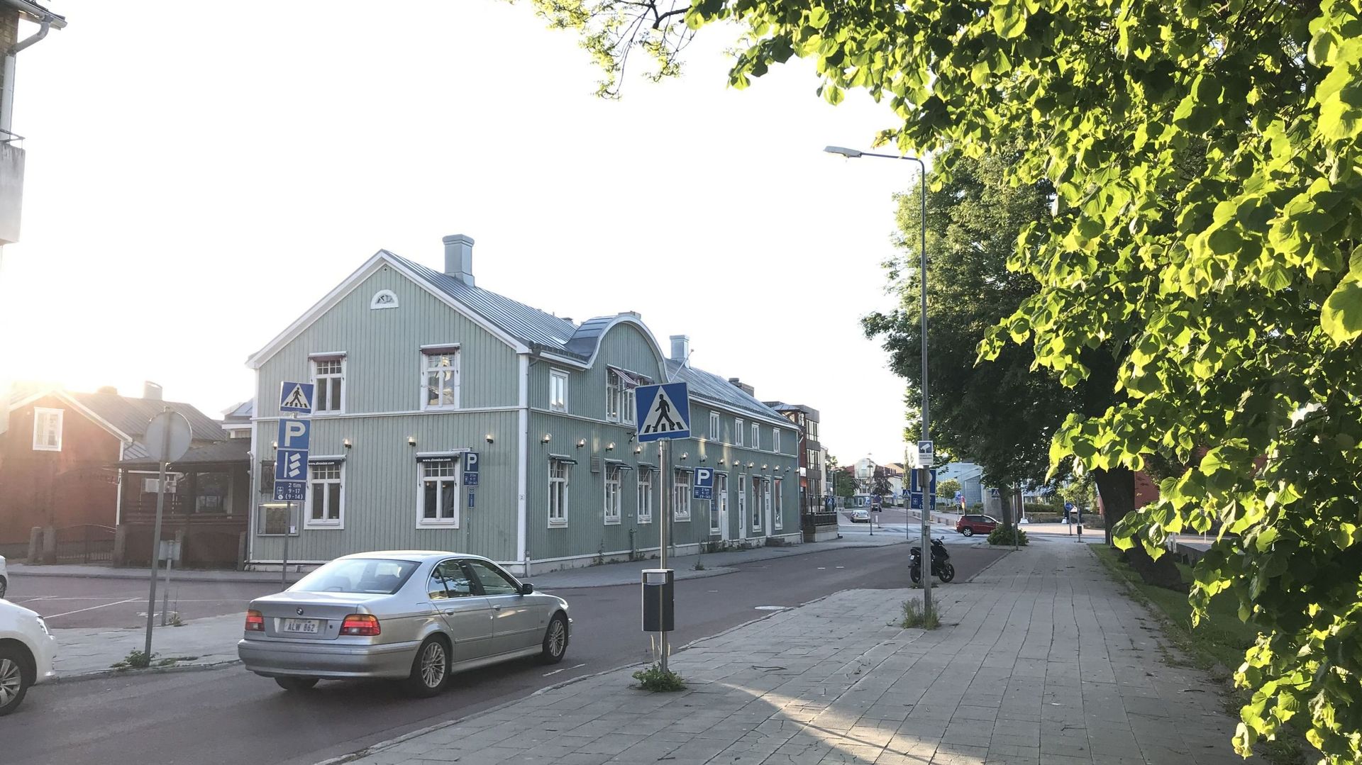 Dans les rues de Mariehamn, la capitale des îles Aland, et seule ville de l'archipel