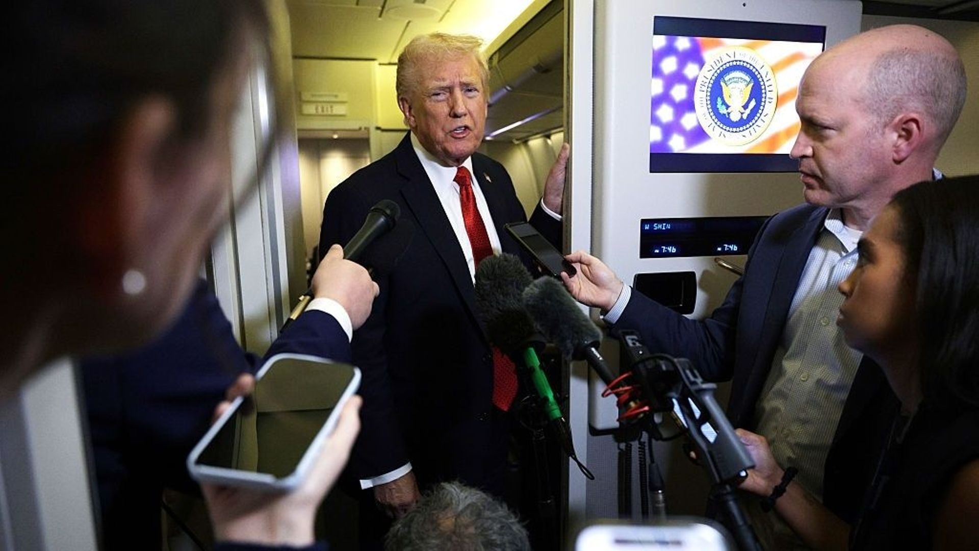 Guerre au Proche-Orient : le cessez-le-feu entre Israël et le Hamas est toujours en vigueur, affirme Donald Trump