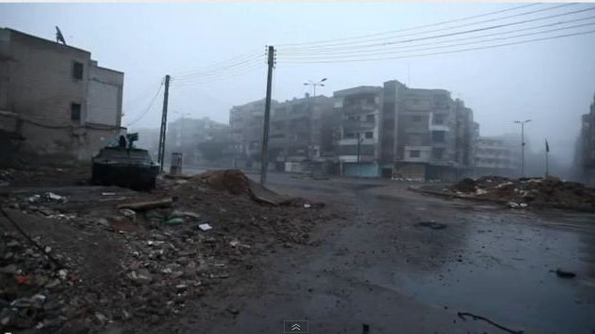 Syrie, un Belge témoigne: "Ce que j'ai vu, c'est l'enfer sur Terre" - On voit ici un quartier de Homs après un bombardement de l'armée