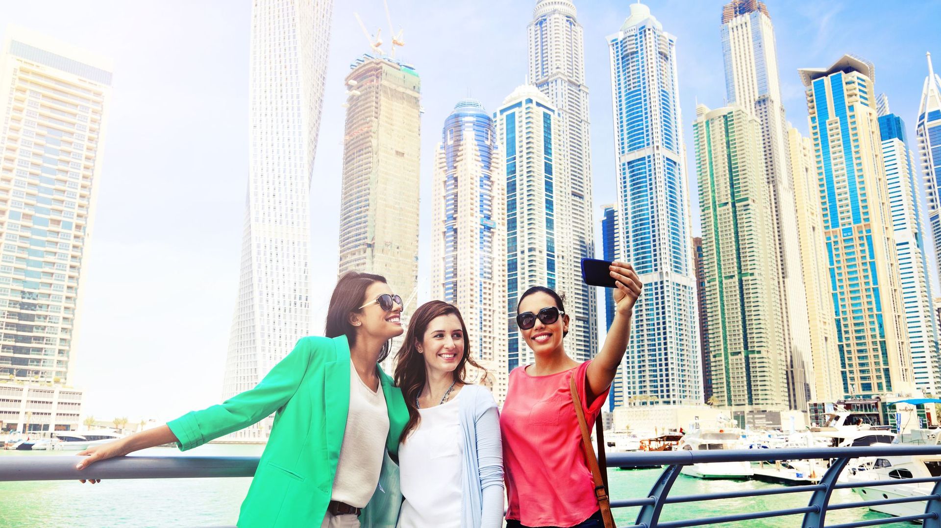 Мессенджер в дубае. Anastasia Evseeva Объединенные арабские эмираты, Dubai. ОАЭ люди.