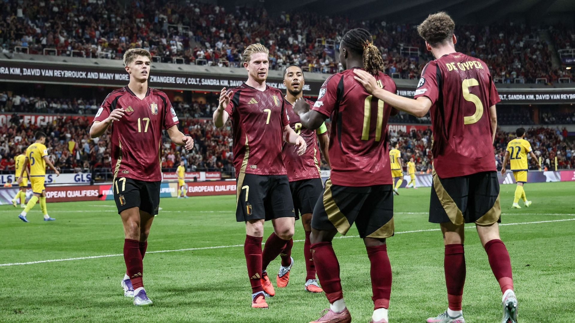 Diables rouges : "Loïs Openda peut être plus déçu que Michy Batshuayi de ne pas être entré au jeu aujourd’hui", analyse Felice Mazzu