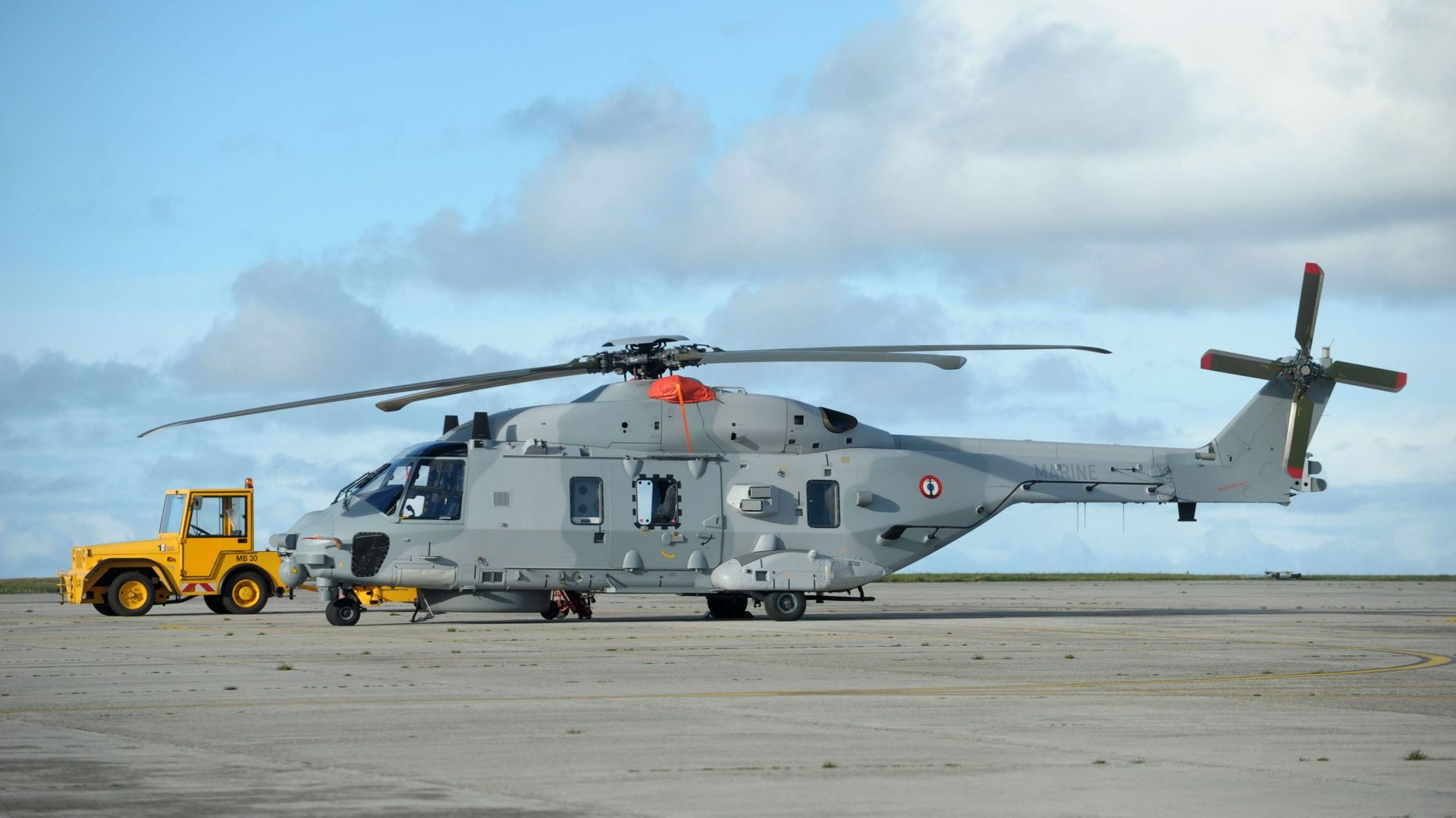 Un hélicoptère NH90 version "marine"