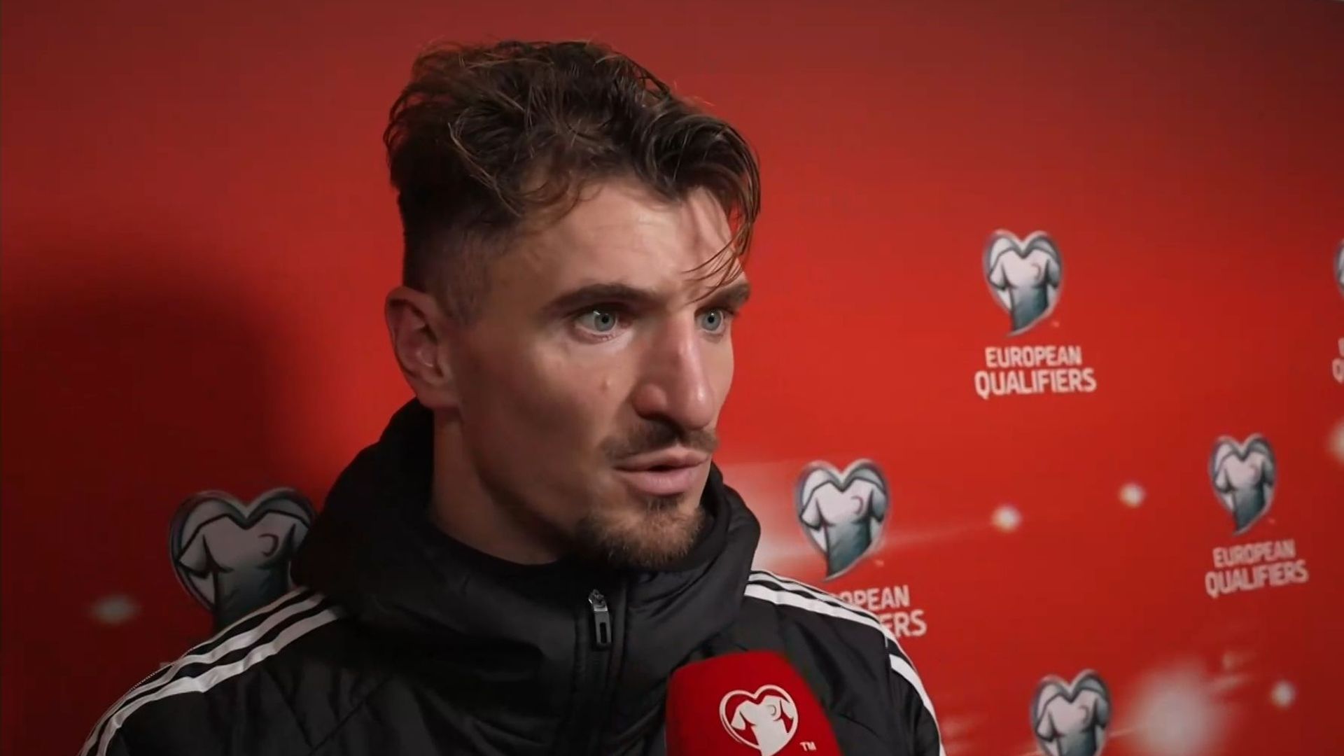 "Le Kazakhstan, c’est loin d’être des peintres" : les Diables entrevoient le Mondial mais Thomas Meunier tempère