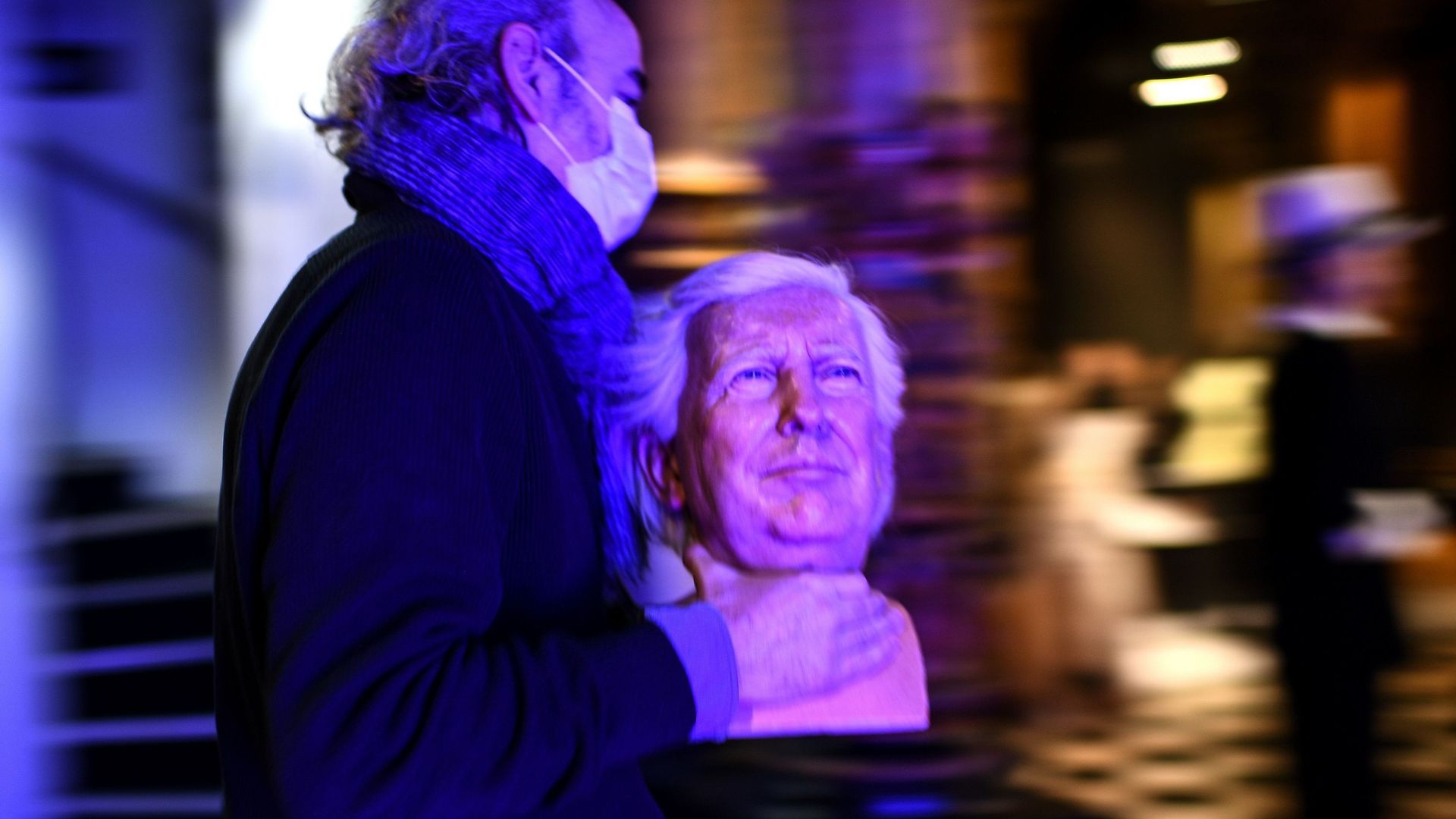 Le musée Grévin range la statue de Donald Trump au placard