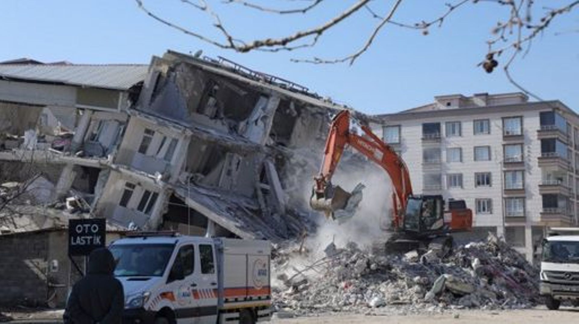 Séismes en Turquie et en Syrie : plus de 700 suspects visés par une enquête en lien avec le séisme en Turquie