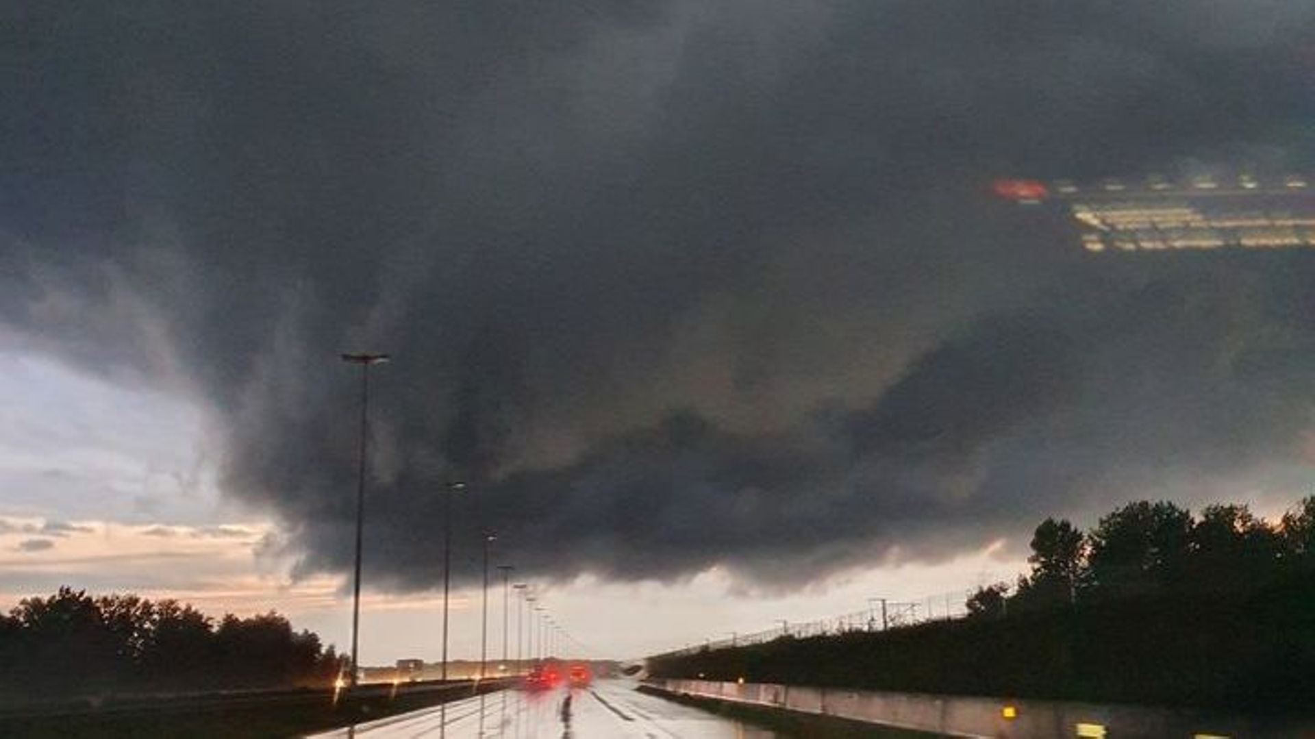 Une tornade observée près d'Anvers : l'IRM le confirme