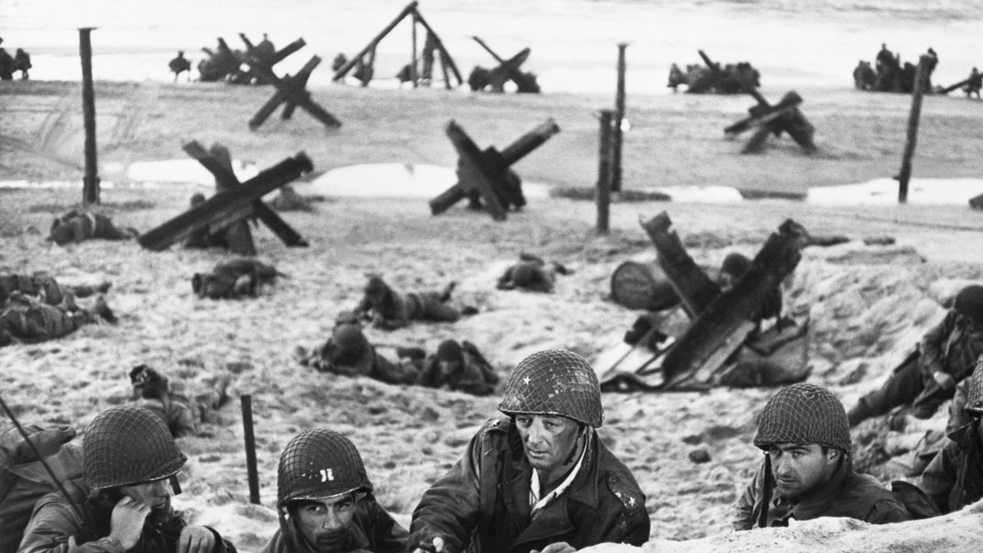 Robert Mitchum joue aussi dans "Le jour le plus long"