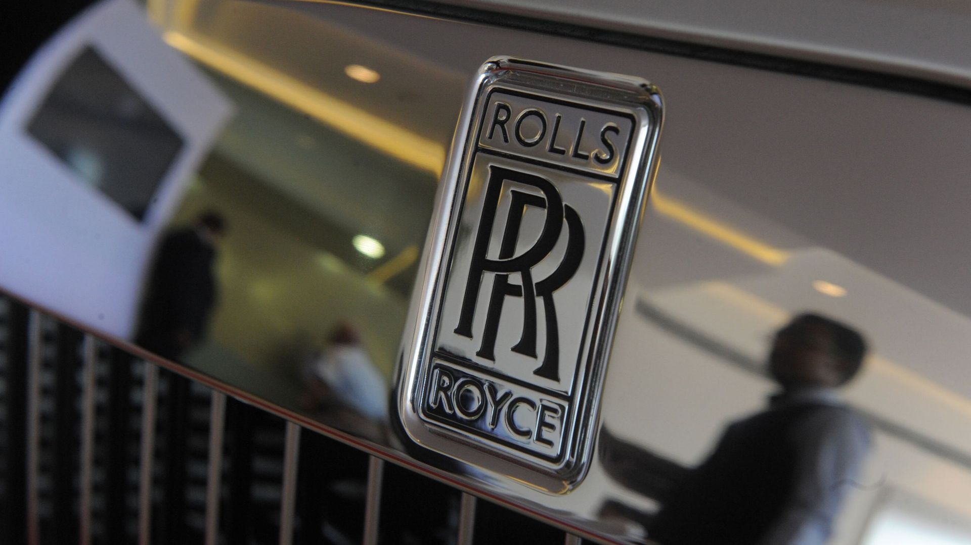 Rolls-Royce, en difficulté, lance un vaste plan de recapitalisation