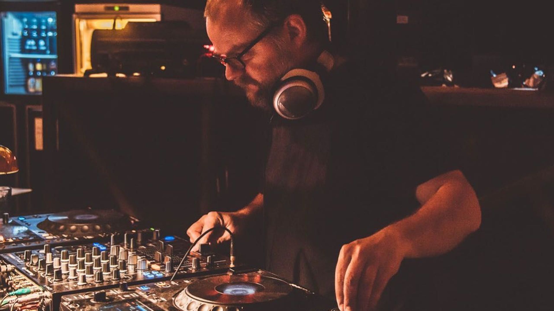 Portrait de Fabrice Havenne mieux connu sous le nom de DJ Mixsoup.