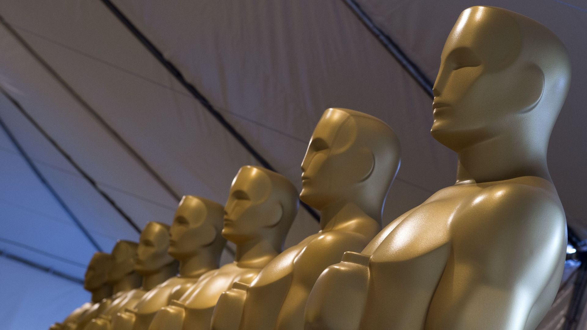 La cérémonie de remise des Oscars, soirée la plus suivie par Hollywood, se déroulera le 9 février sans animateur en titre comme pour l'édition précédente, ont indiqué mercredi les organisateurs.