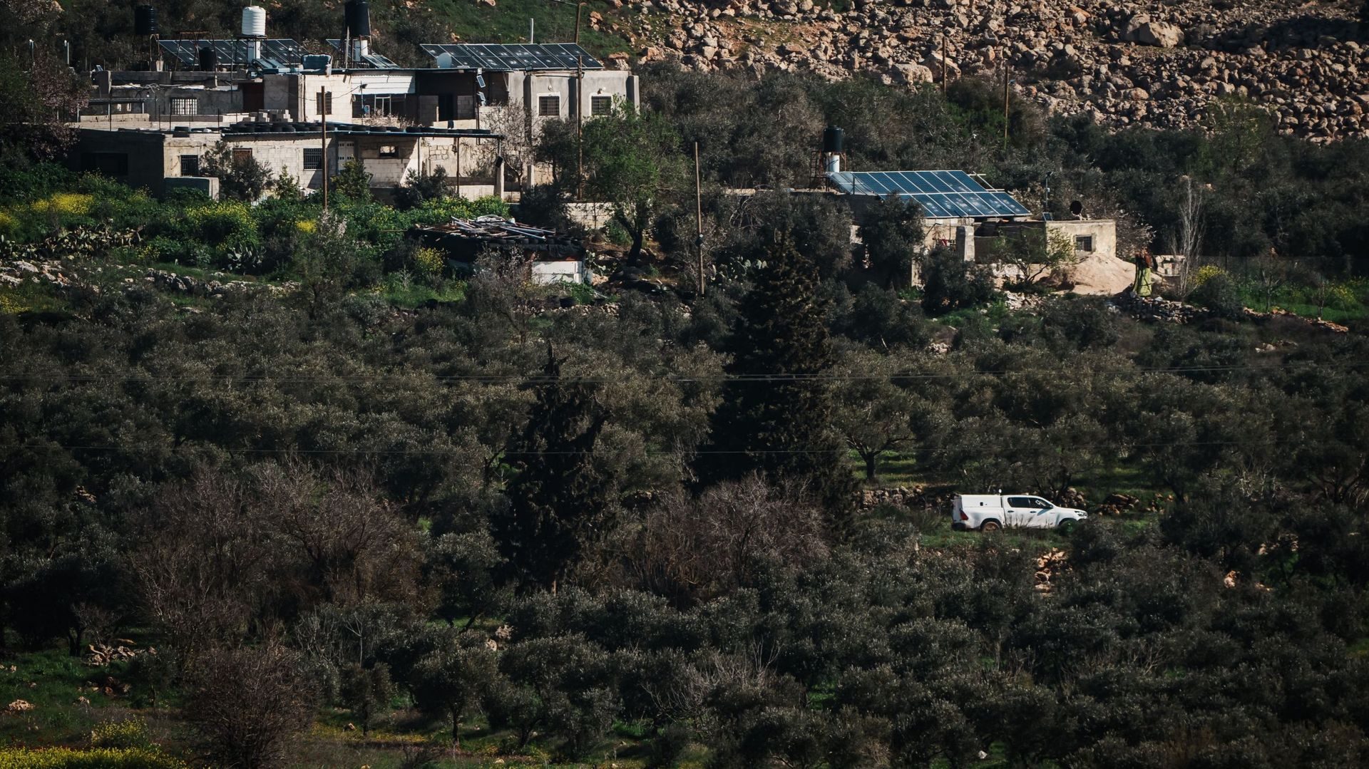 Guerre Israël-Gaza : "Il n'y a pas de Cisjordanie, nous sommes en Judée Samarie", clament les colons israéliens à Shilo