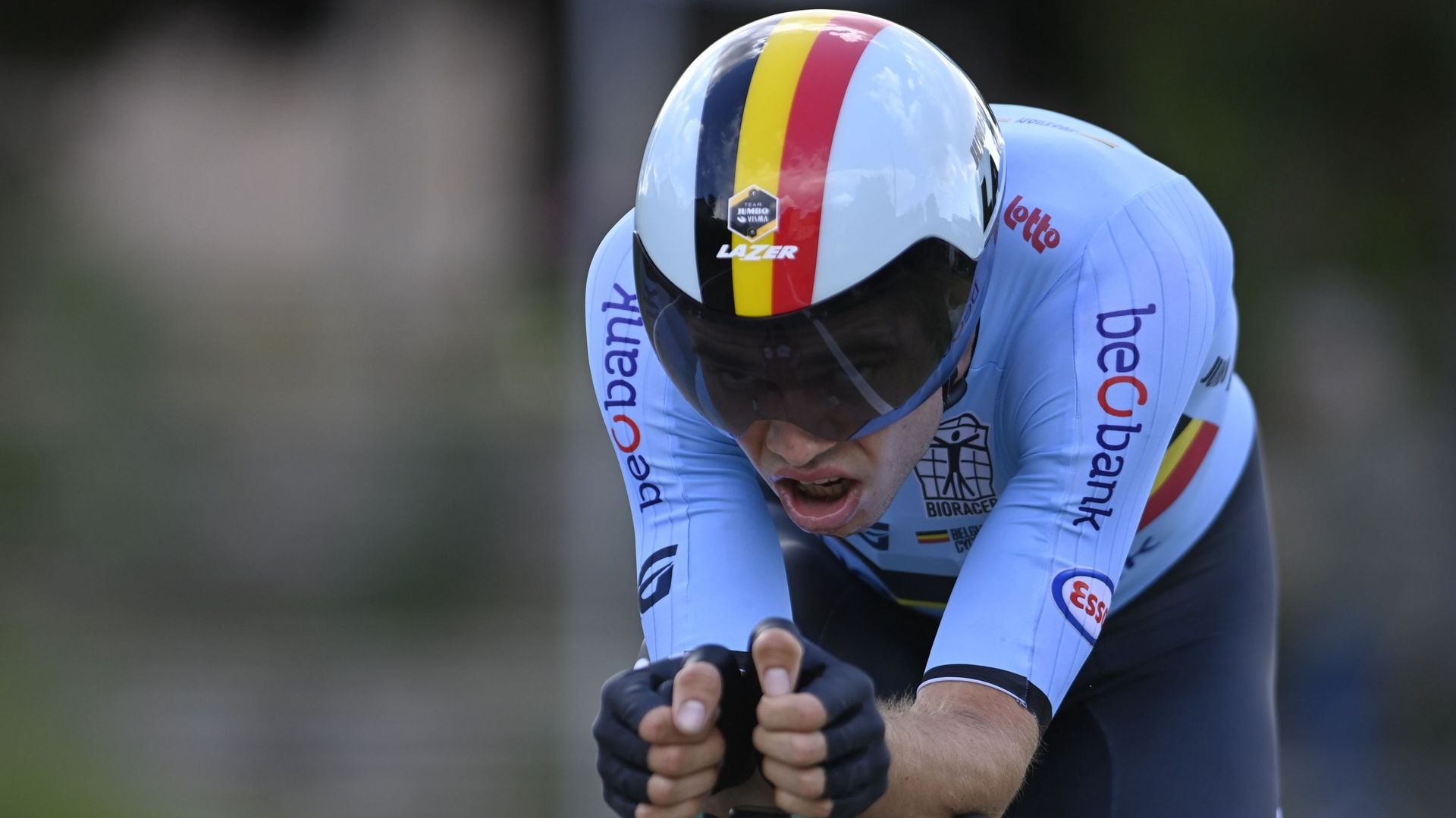 Wout Van Aert se bat pour la médaille.