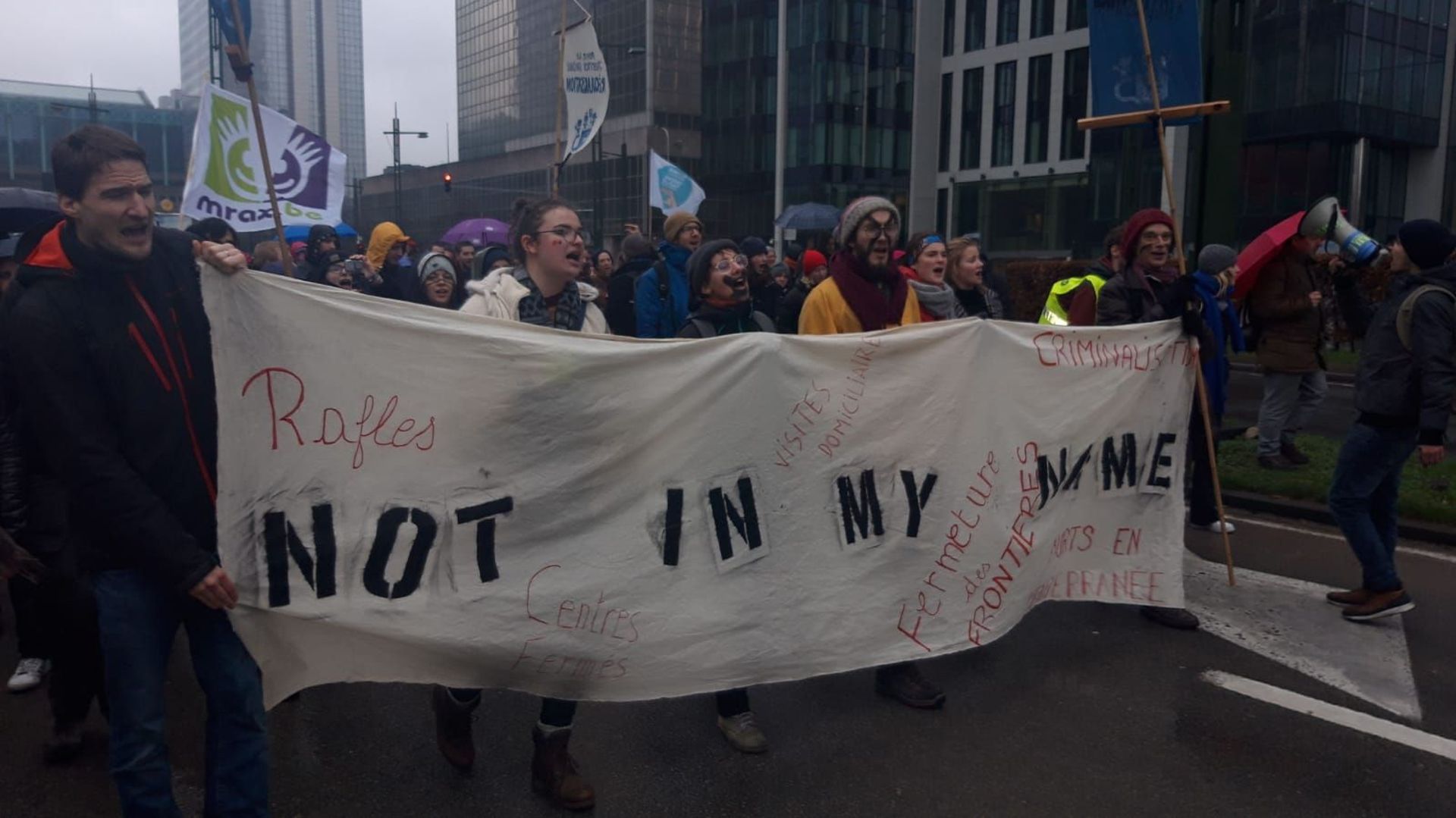Justice migratoire: plus d'un millier de personnes dans les rues de Bruxelles