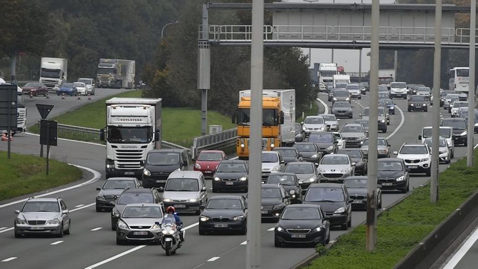 Deux accidents compliquent la route vers Bruxelles depuis le Brabant wallon ce lundi matin