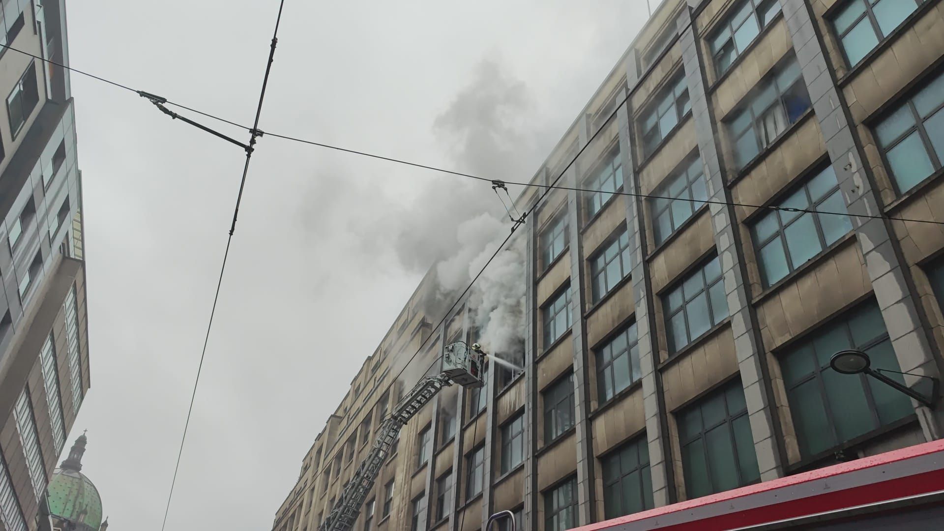 Photo de l’incendie du jeudi 12 janvier au troisième étage du squat