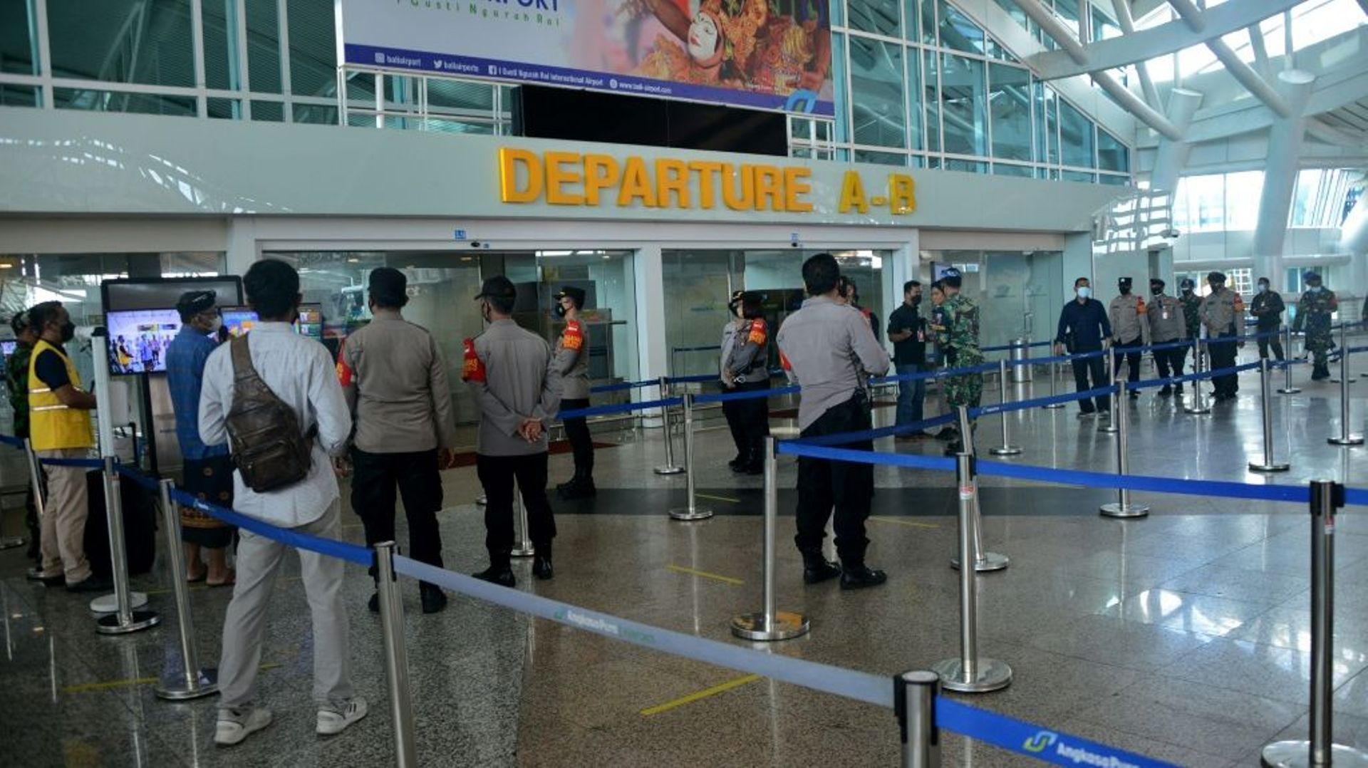 L’aéroport de Bali lors de réouverture aux vols internationaux après l’épidémie de Covid, le 14 octobre 2021, en Indonésie