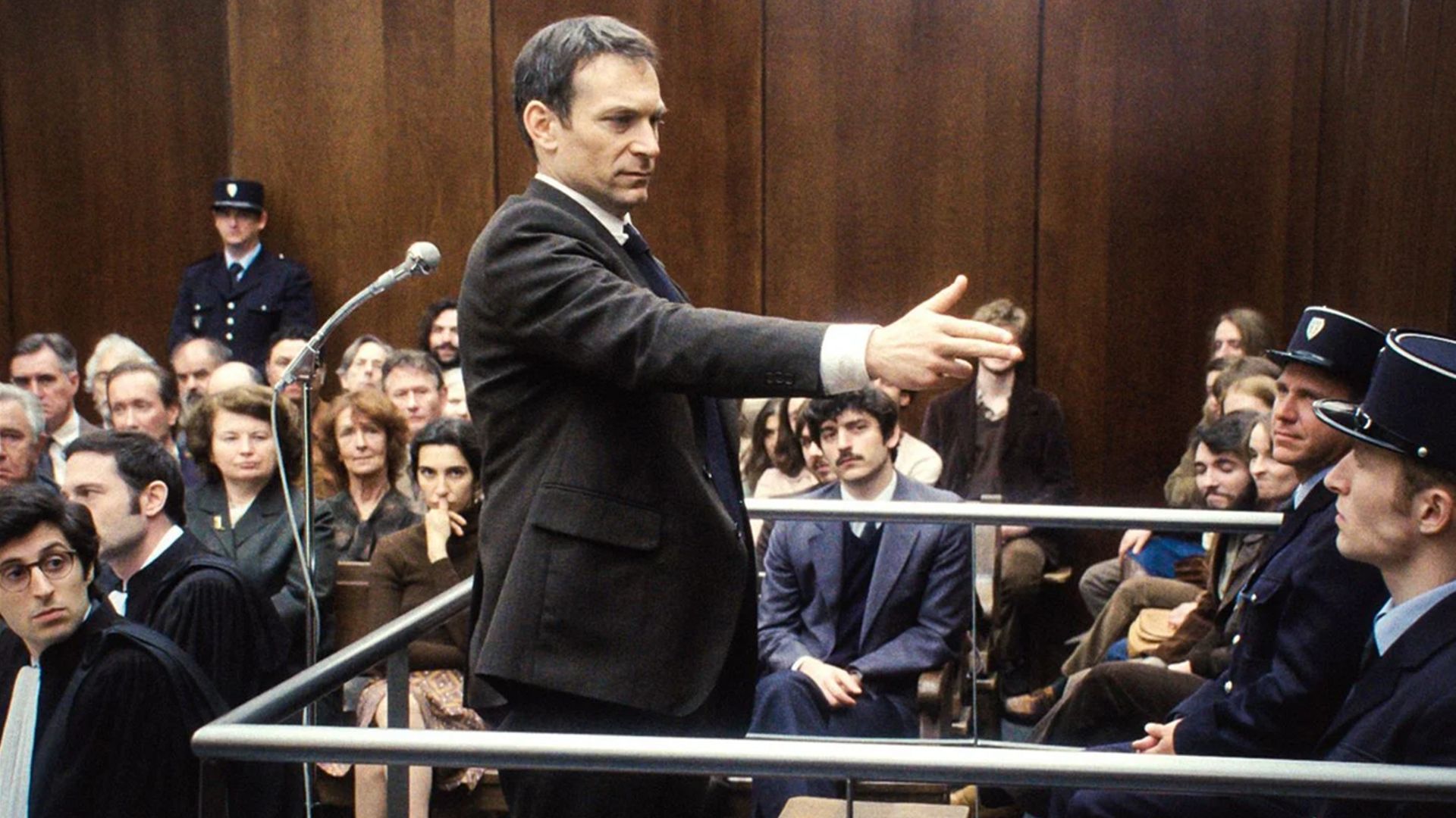 "Le Procès Goldman", un film captivant sur l'histoire vraie du fascinant braqueur avec le Belge Arieh Worthalter