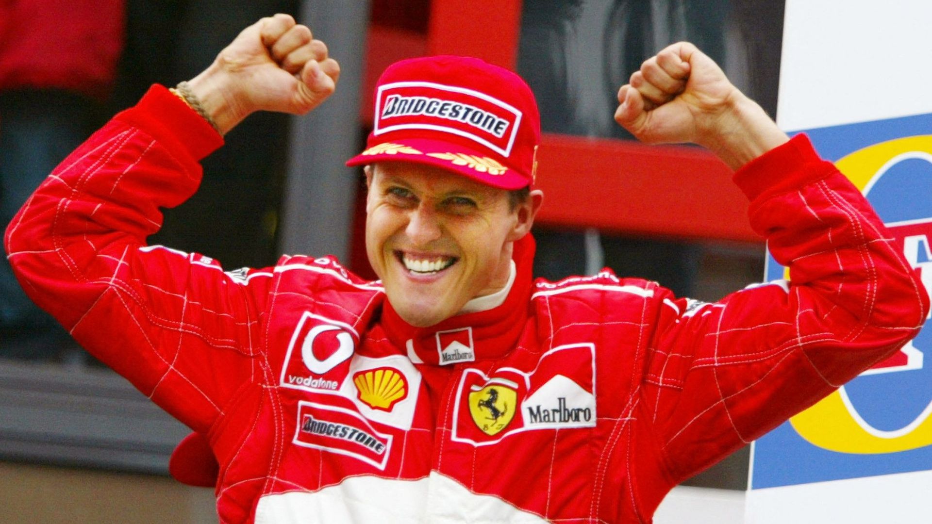 Michael Schumacher sur la plus haute marche du podium le 1er septembre 2002 à Spa, lors de sa dernière victoire sur le Grand Prix de Belgique.