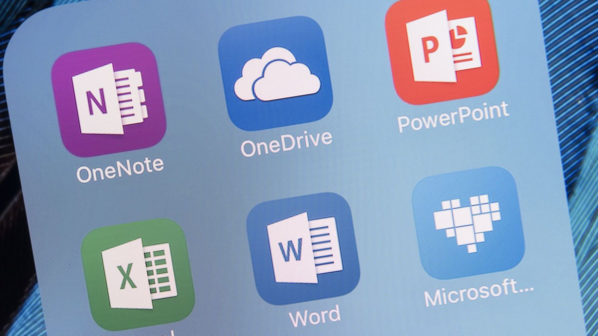 Lenovo annonce l'installation des produits Microsoft sur des millions d'appareils.