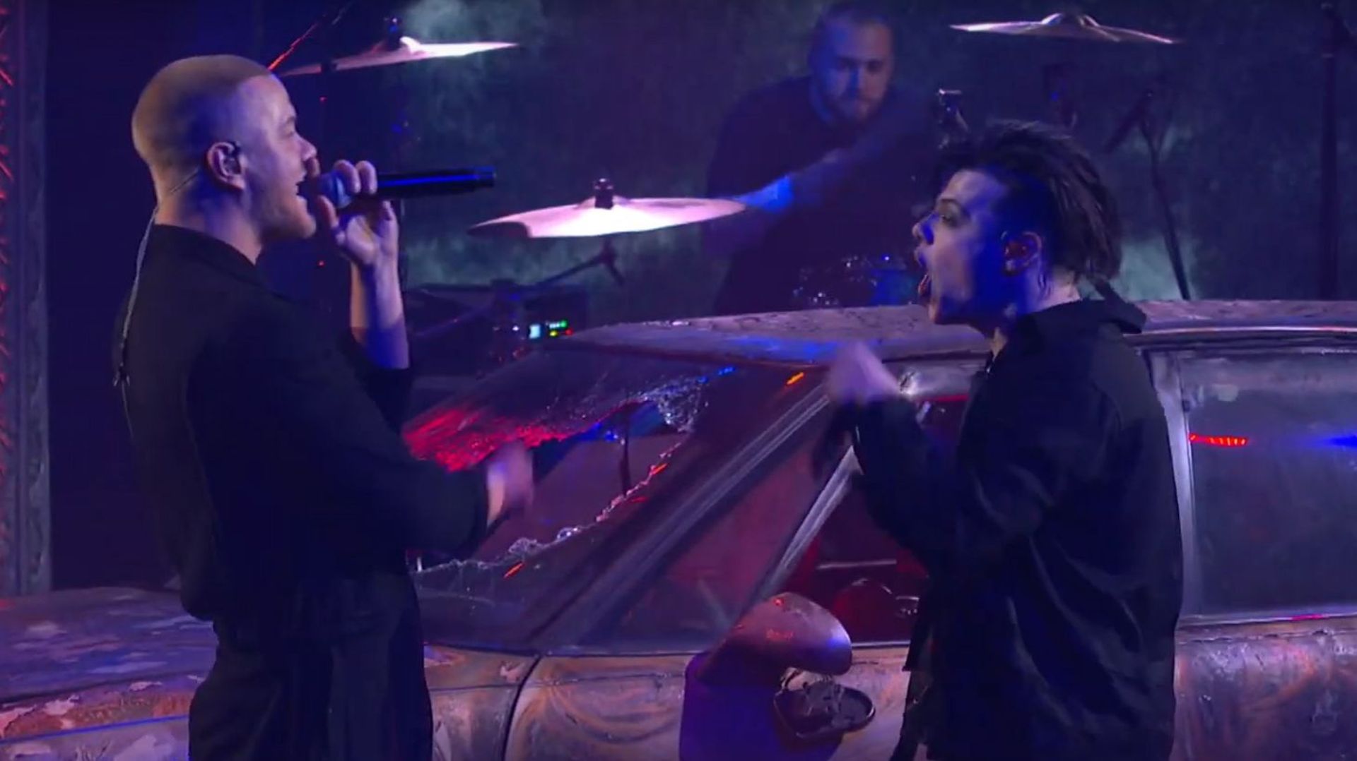 Live TV évidemment très intense de Yungblud et Dan Reynolds d'Imagine Dragons - RTBF Actus