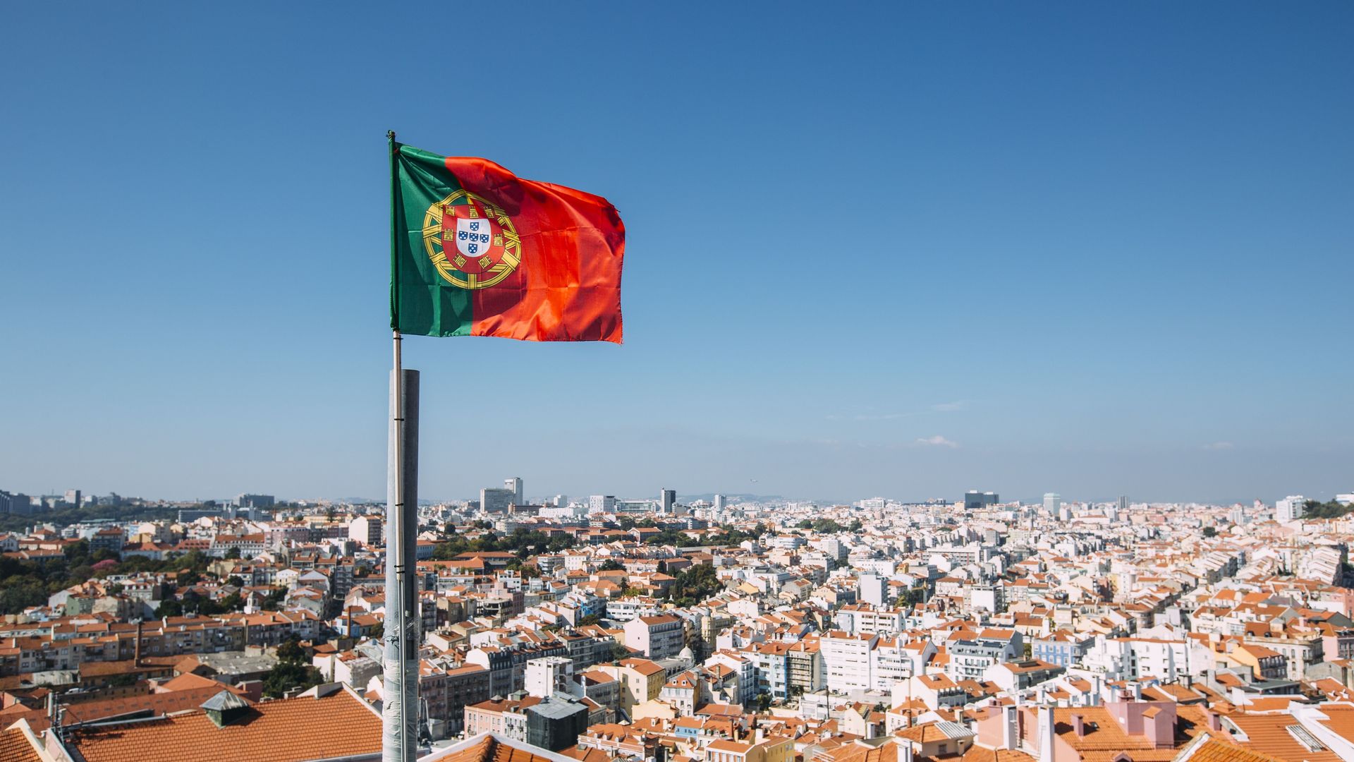 Portugal : l’excédent budgétaire qui fait rêver l’Europe, mais à quel prix ?
