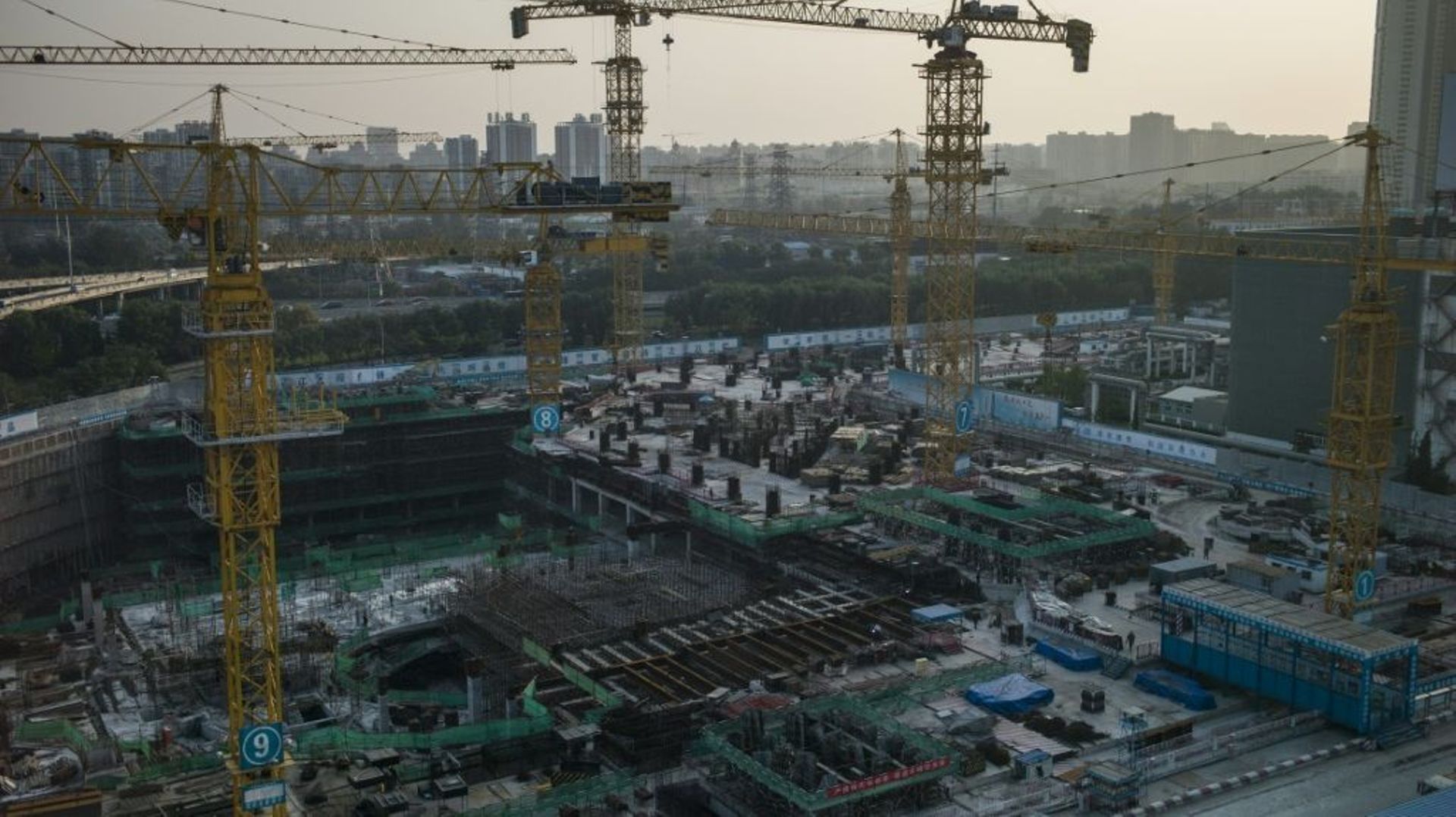 Un chantier de construction détenu par le groupe étatique chinois State Grid, le 17 octobre 2016 à Pékin, avec lequel le groupe Trump négocie pour des hôtels en Chine