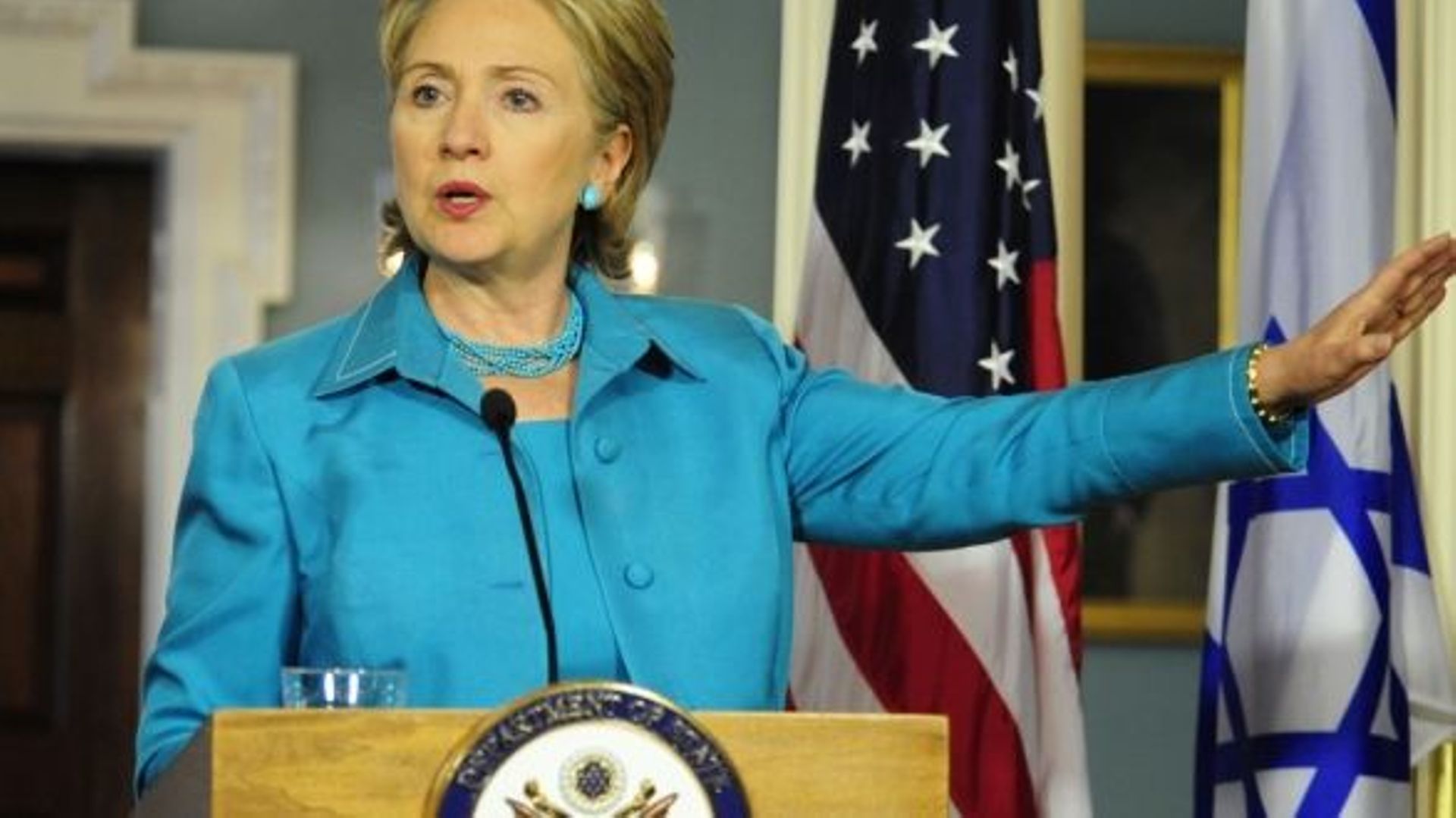 Hillary Clinton s'est fracturé le coude