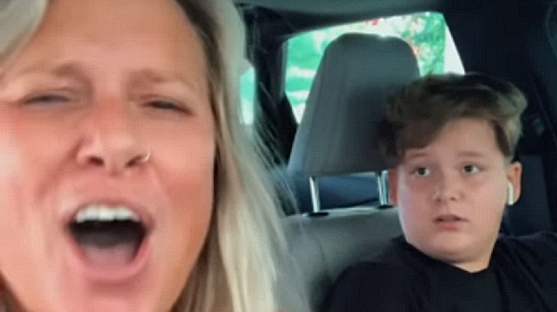 Mom goes wild on Offspring and heavily embarrasses her son